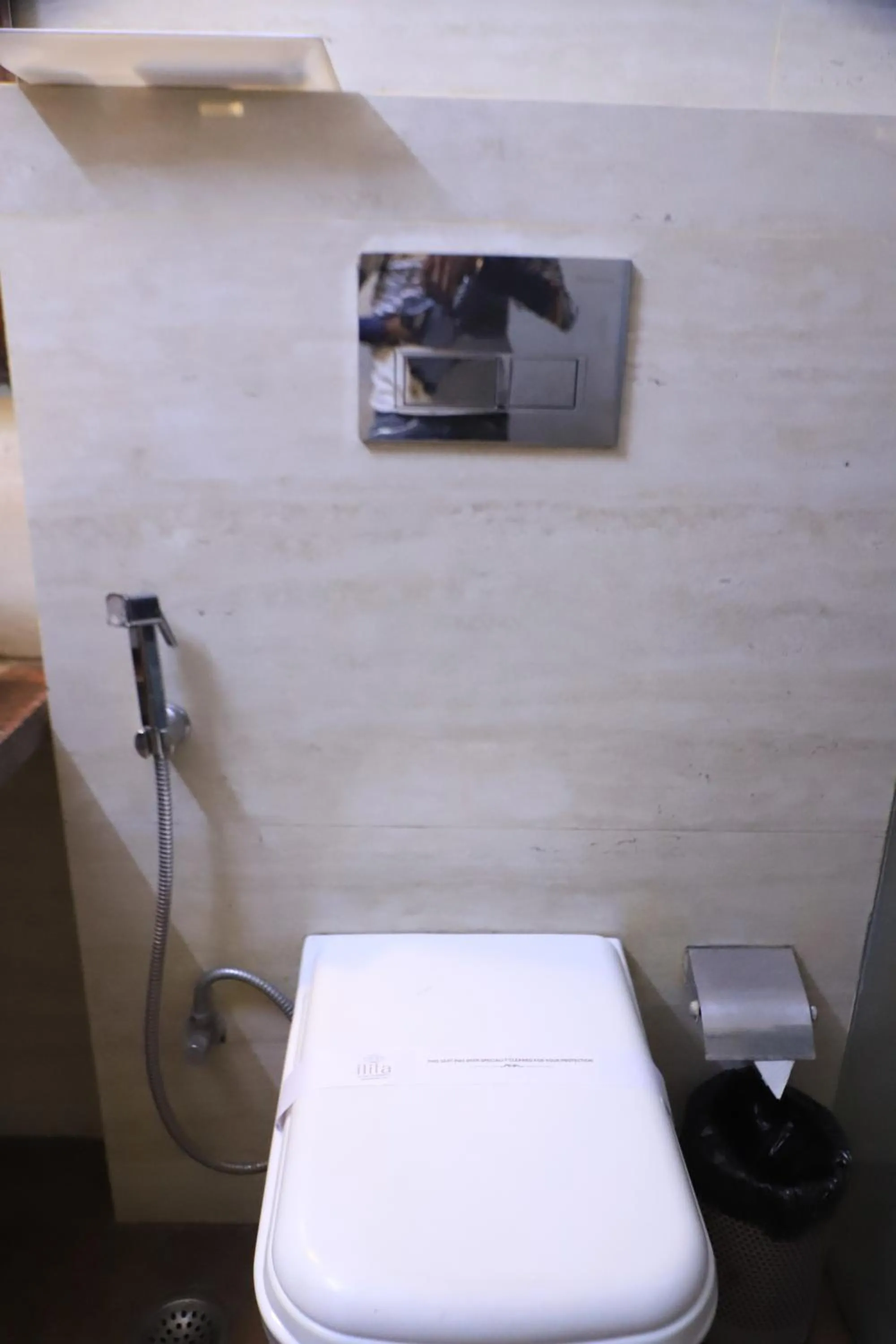 Toilet in Corbett Paradiso Resort Dikhuli