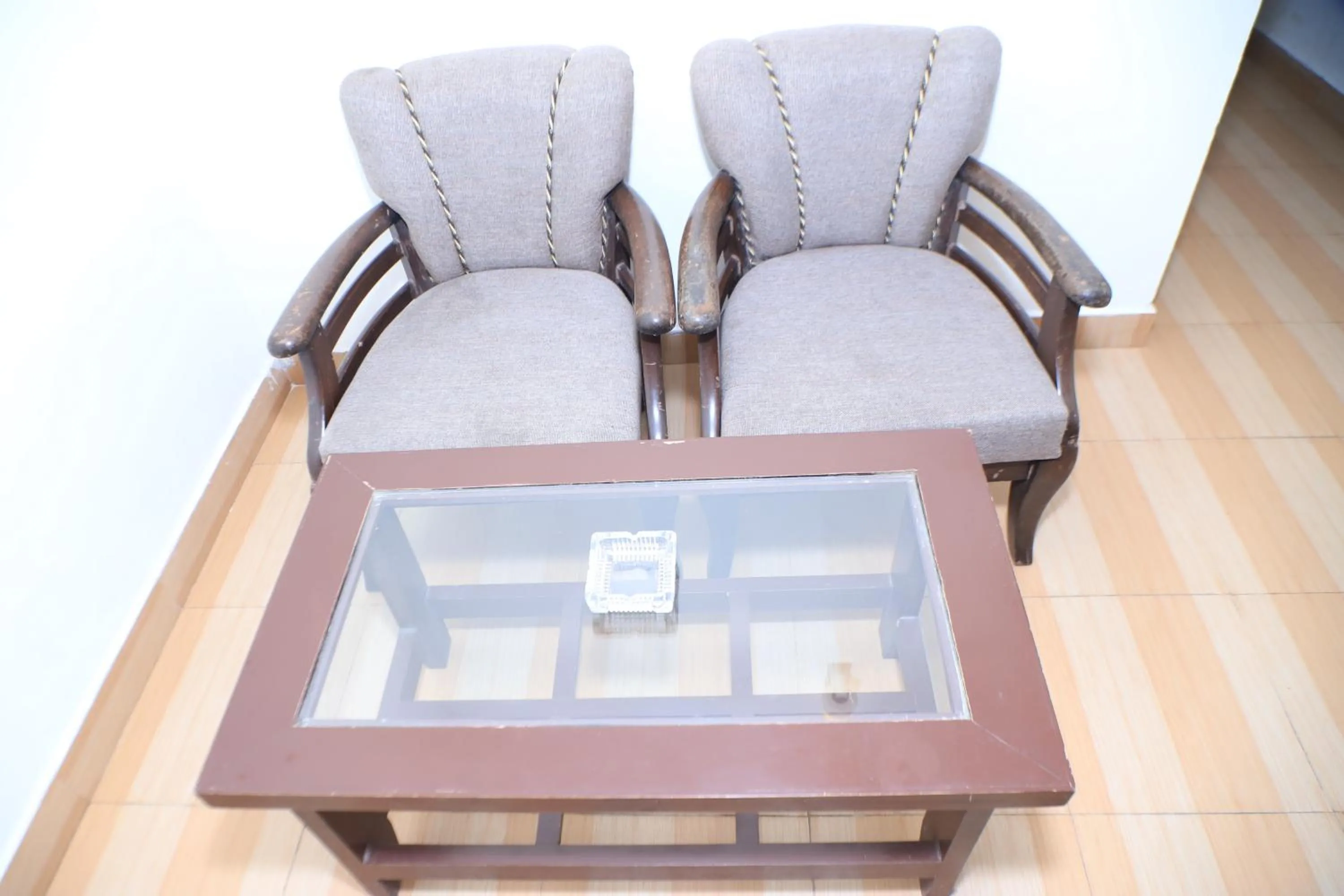 Seating area in Corbett Paradiso Resort Dikhuli