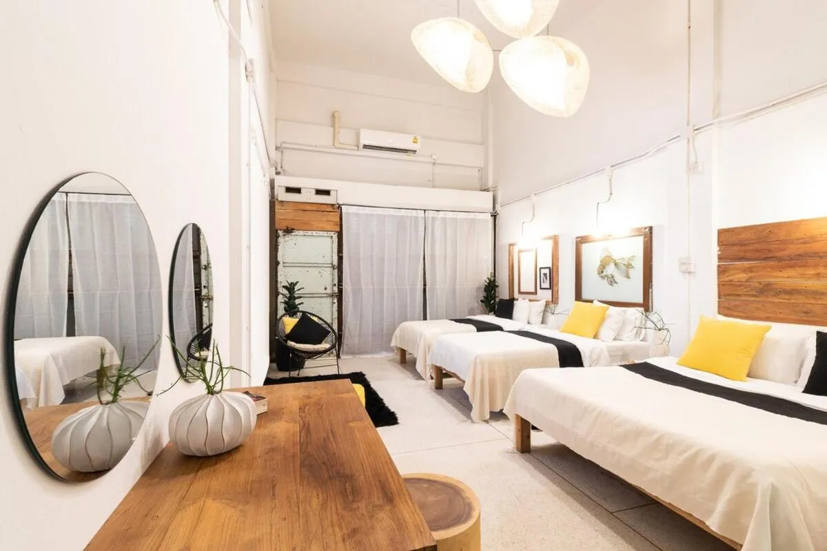 Bed in Near One Nimman 1 Bedroom in TownHouse