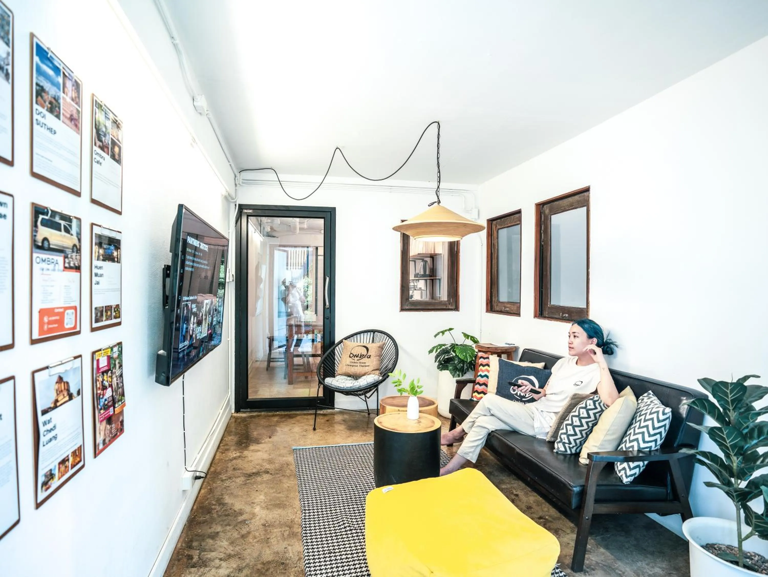 Living room in Near One Nimman 1 Bedroom in TownHouse