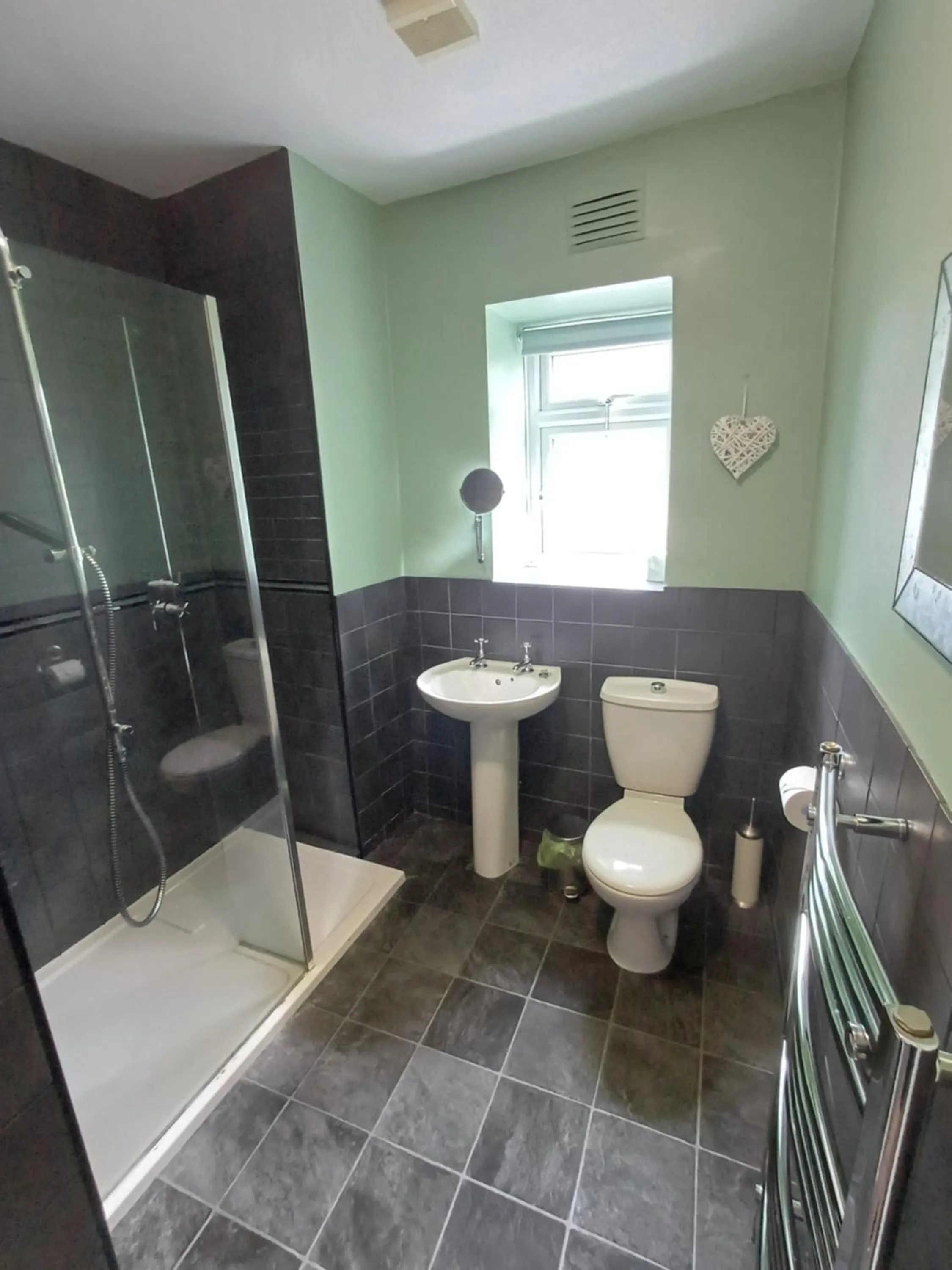 Bed in Northover Manor Hotel