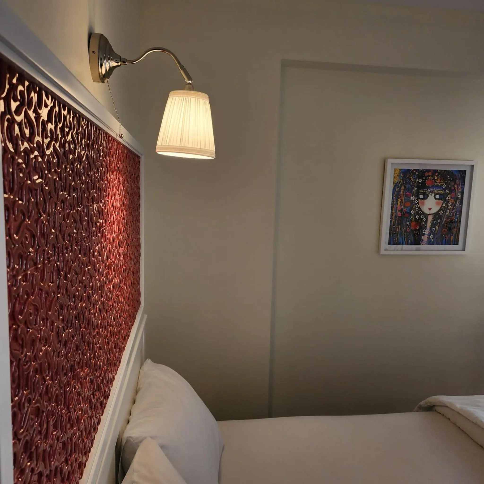 Decorative detail, Bed in Pertevniyal Aziziye Hotel