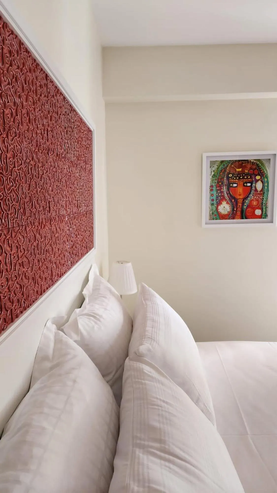 Bed in Pertevniyal Aziziye Hotel