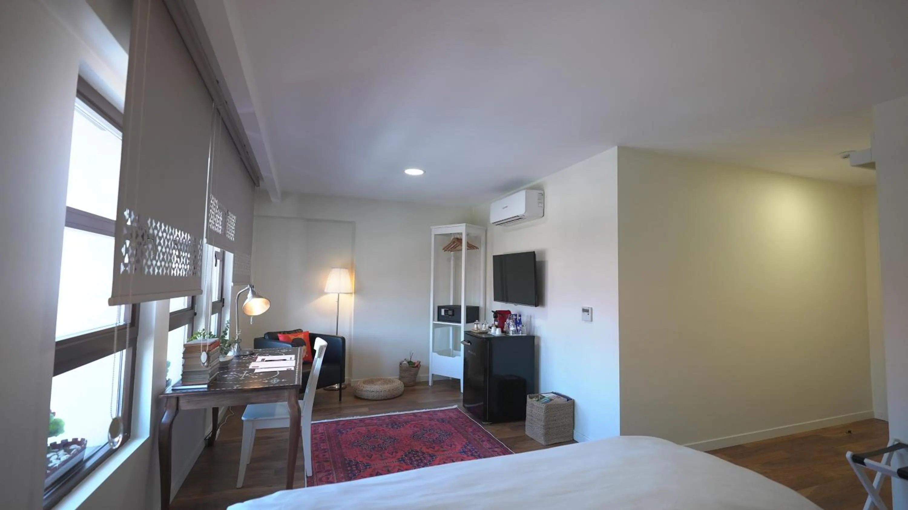 Bed in Pertevniyal Aziziye Hotel