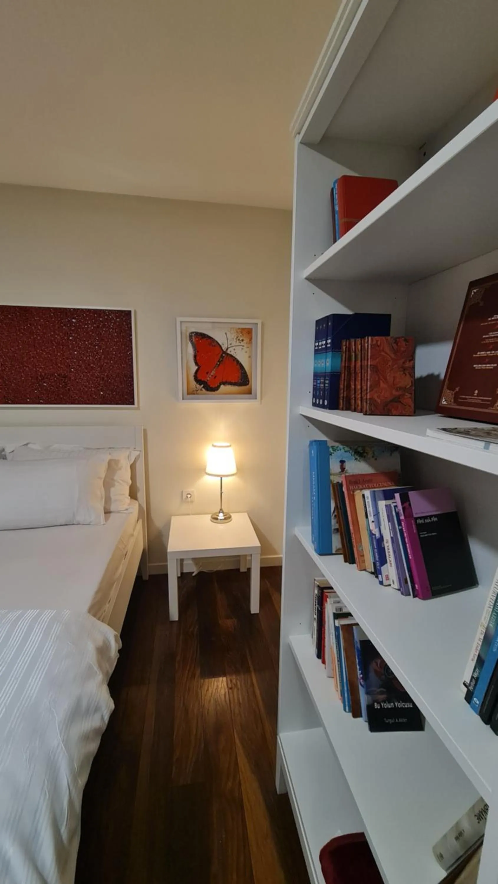 Bed in Pertevniyal Aziziye Hotel