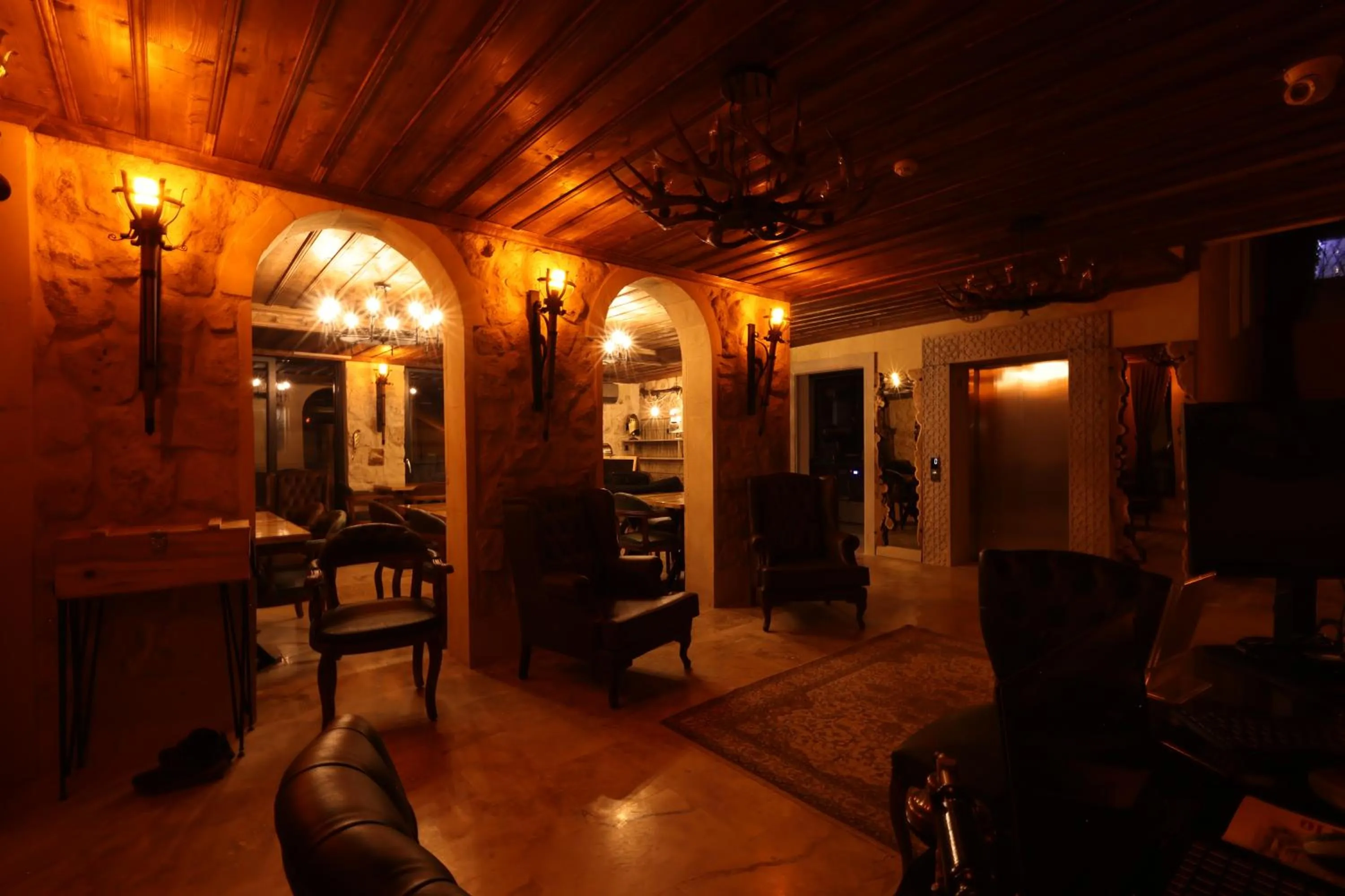 TV and multimedia in Alika Castle House