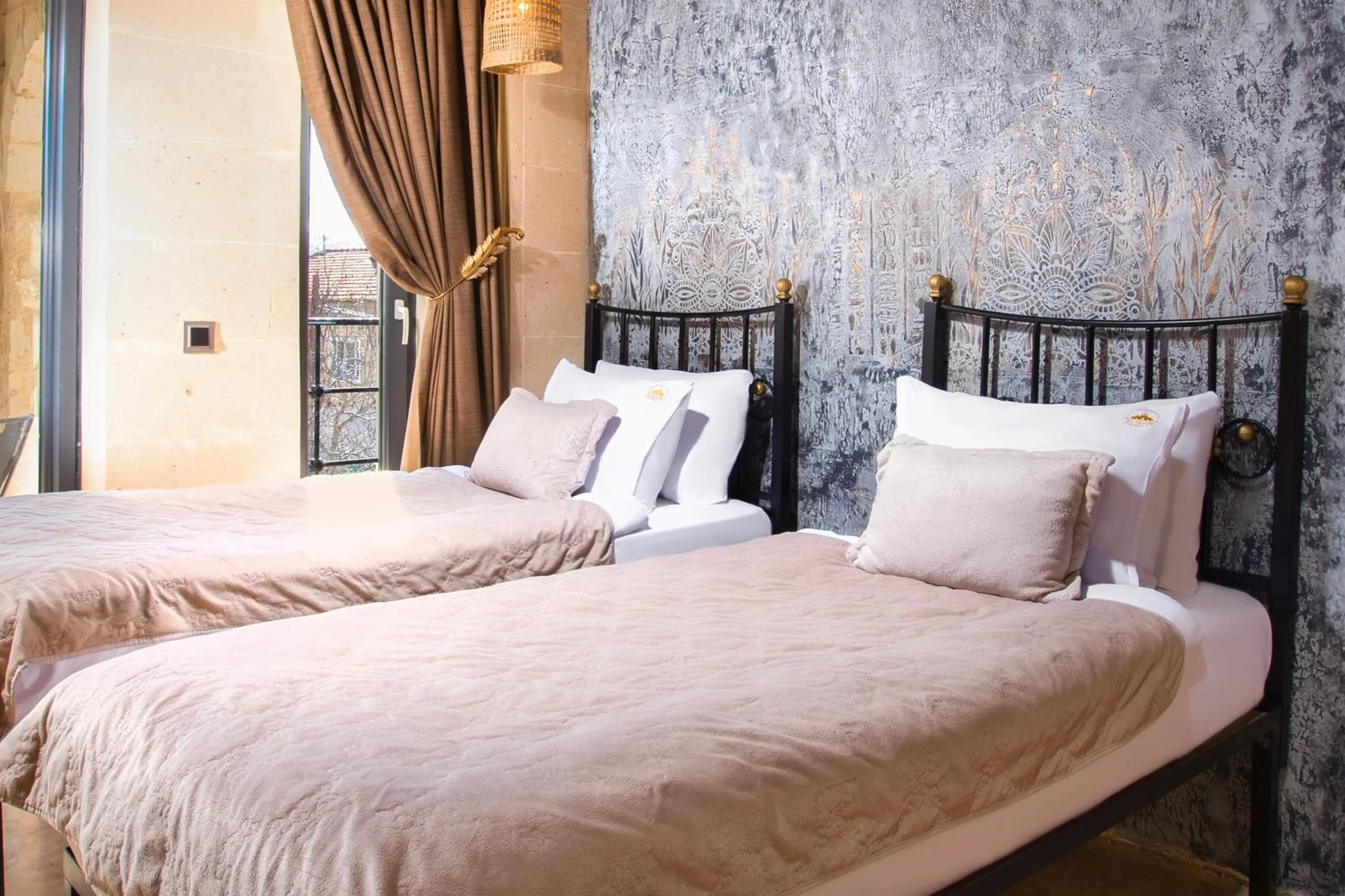 Bedroom, Bed in Alika Castle House