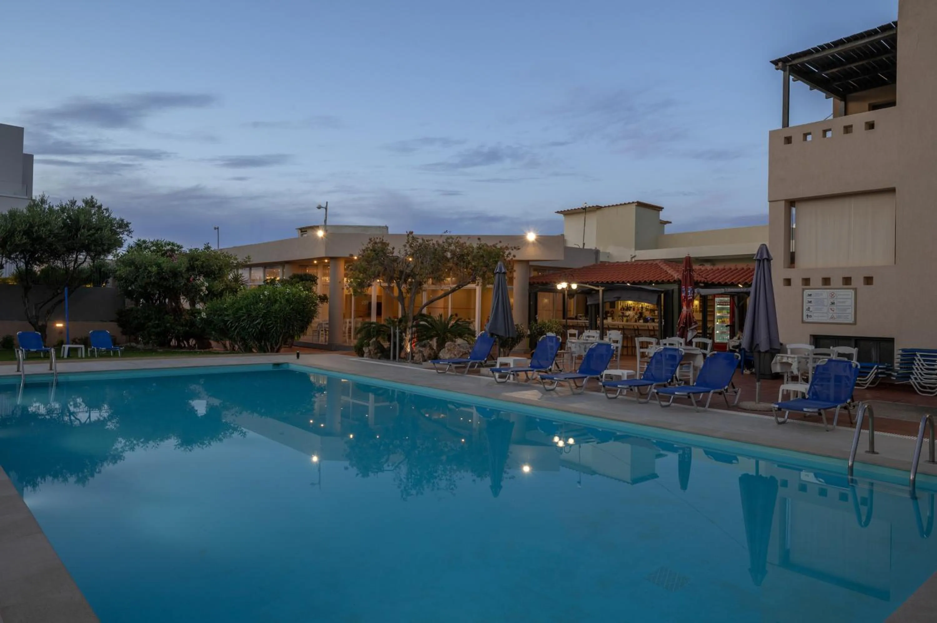 Swimming pool in Creteco Hotel & Suites