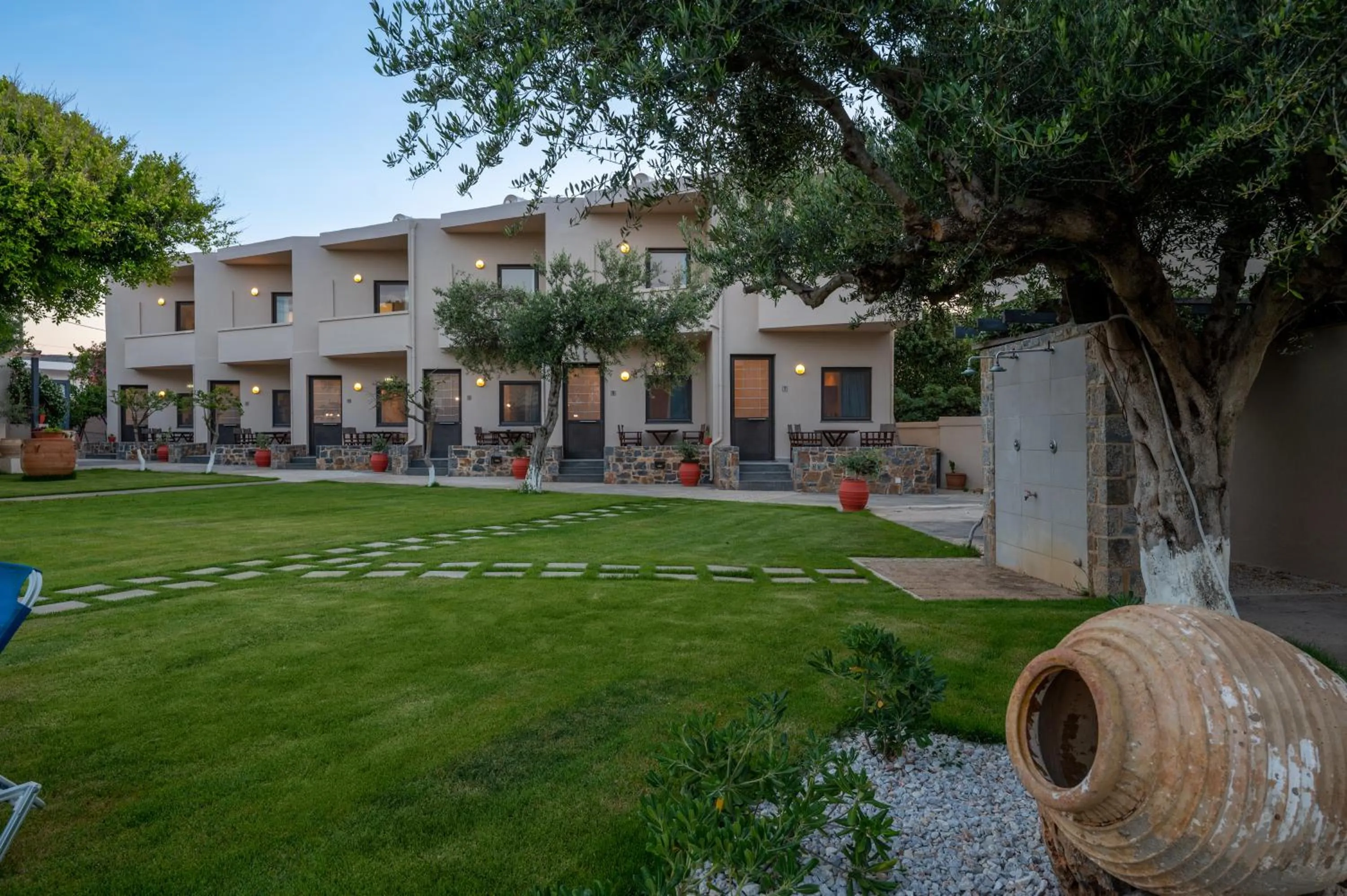 Property building in Creteco Hotel & Suites