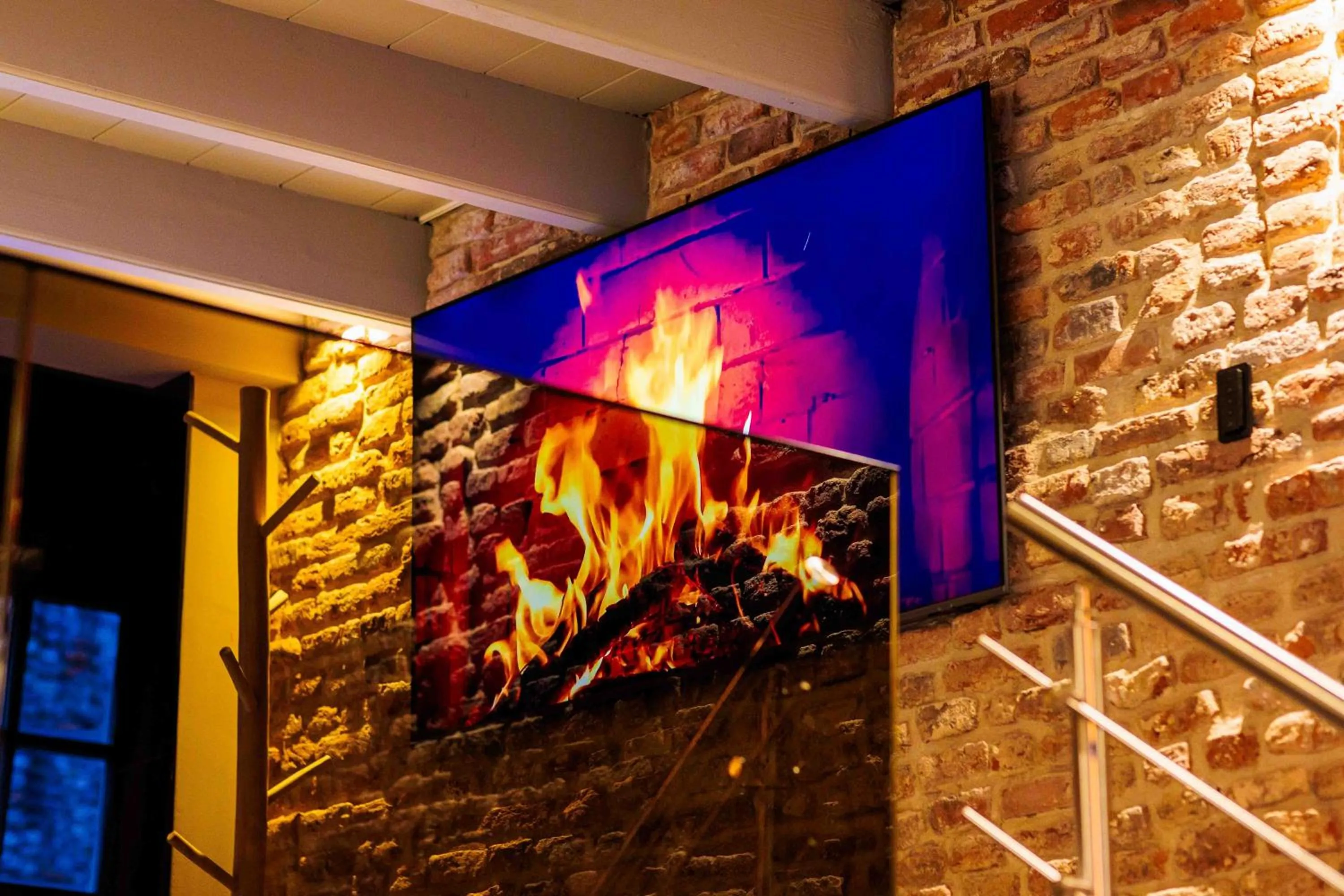 TV and multimedia in Hotel de Prince