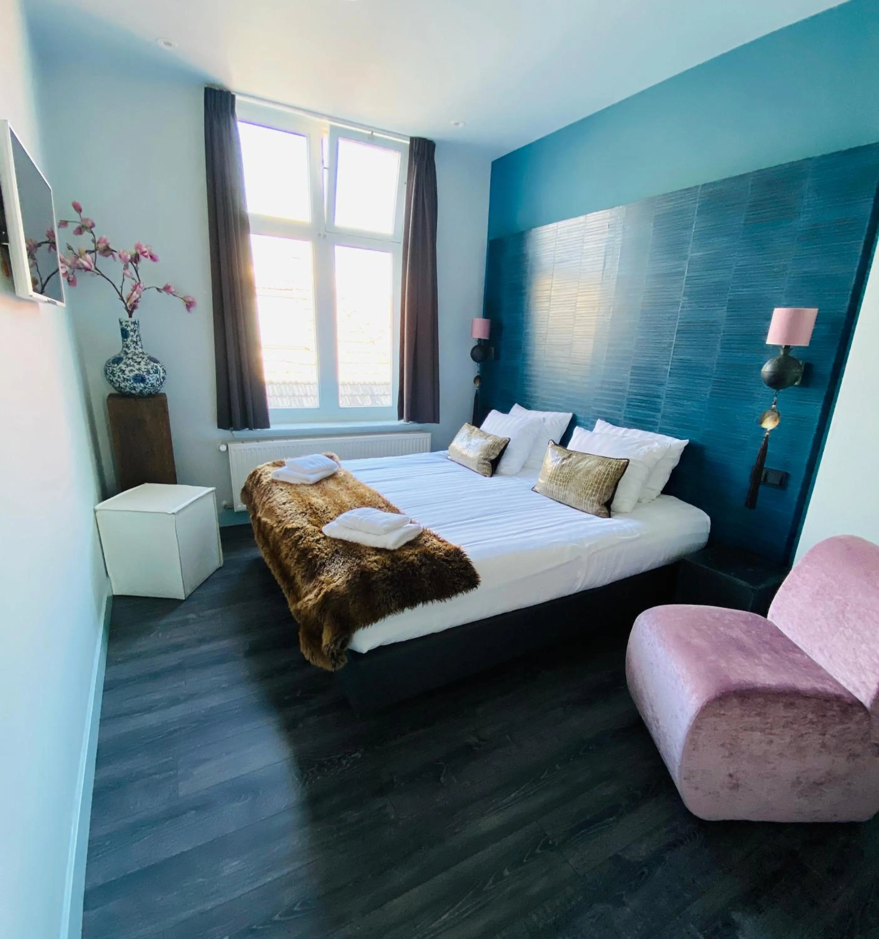 Photo of the whole room, Bed in Hotel de Prince