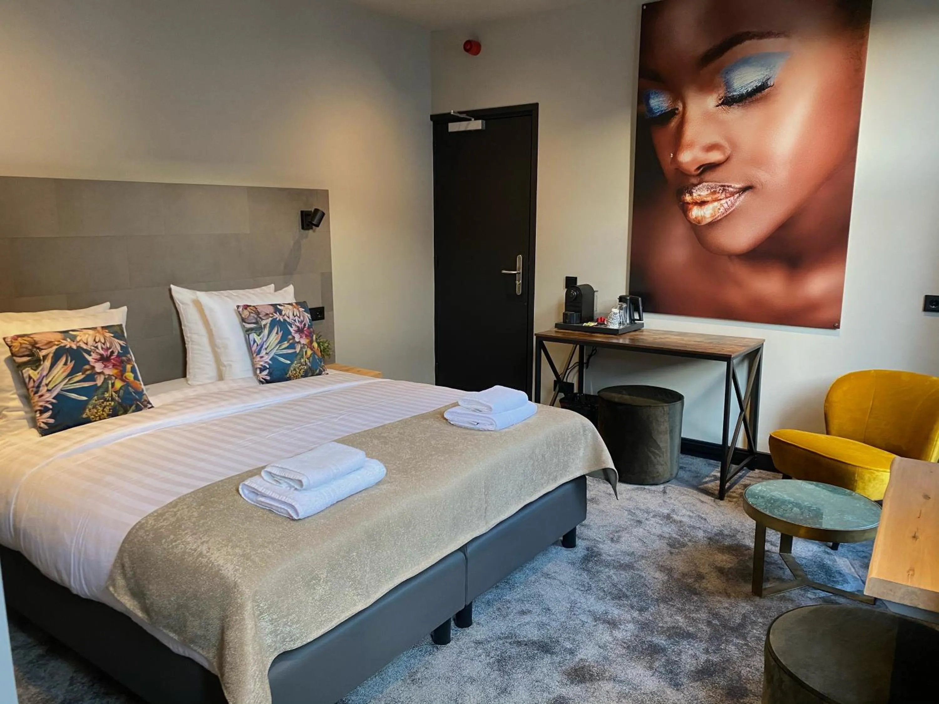 Coffee/tea facilities, Bed in Hotel de Prince