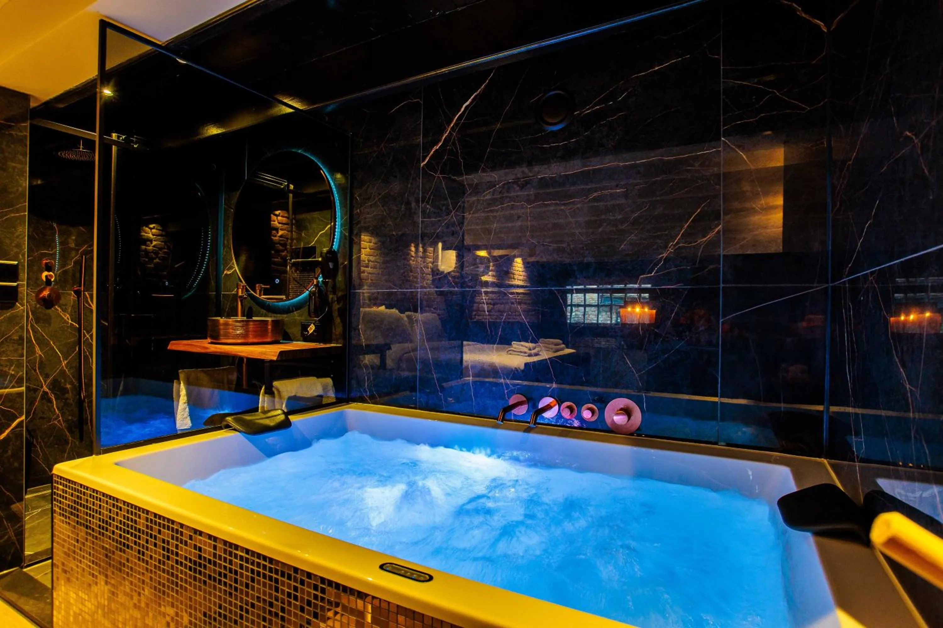 Bath in Hotel de Prince