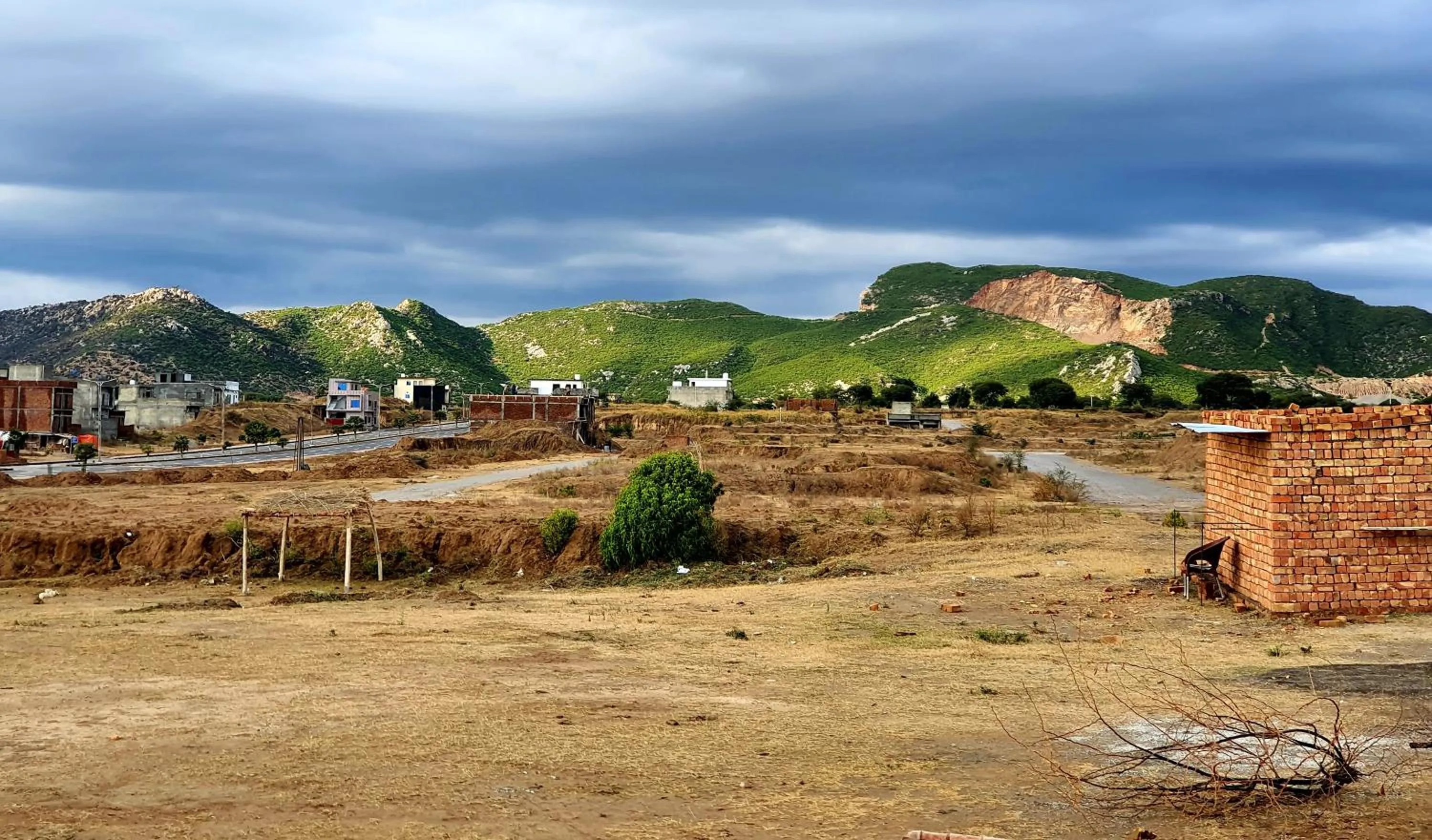 Day in Riwayat Guest House