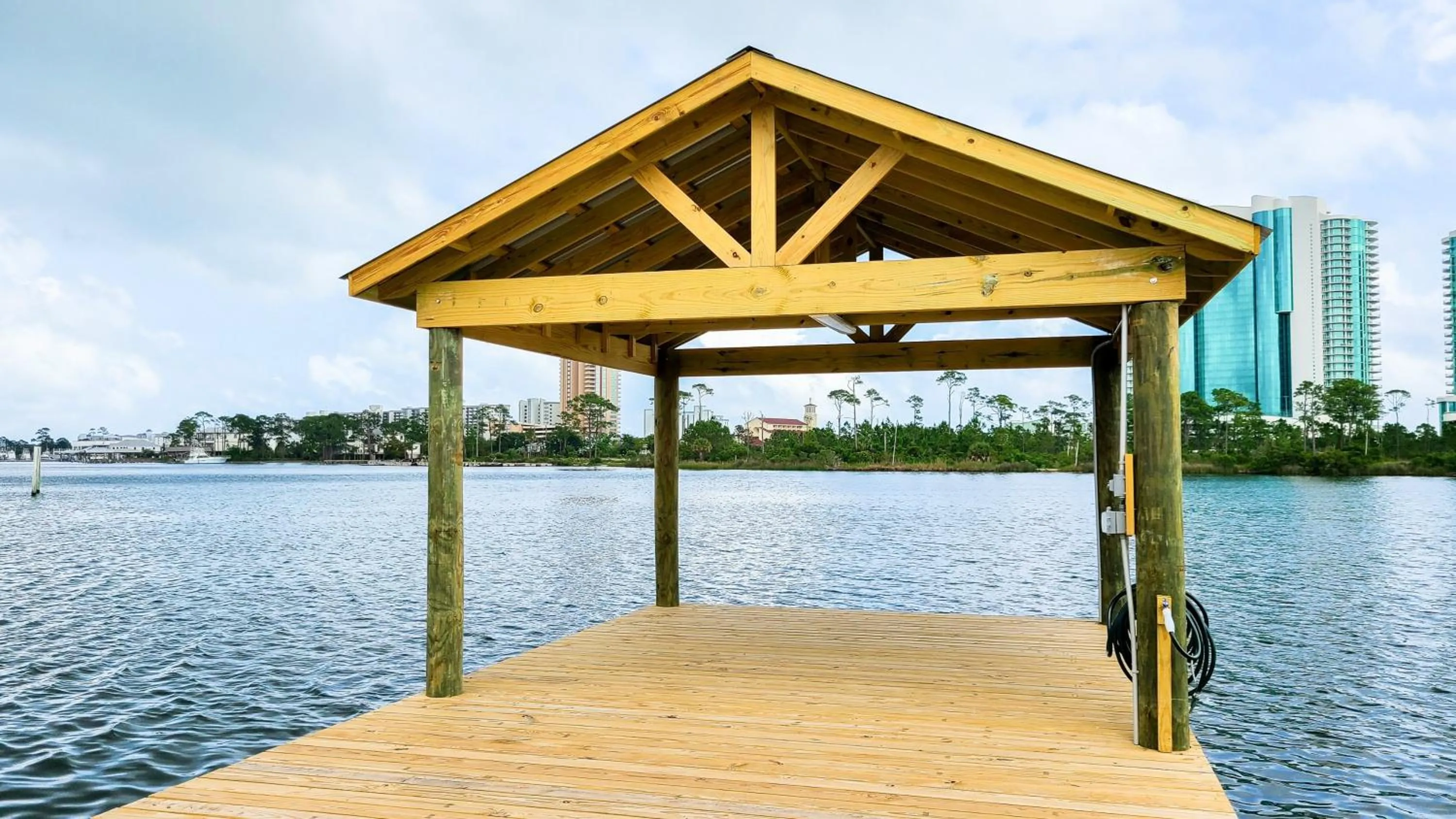 Nearby landmark in Recently Updated Home w/ Private Pier/Boat Slip