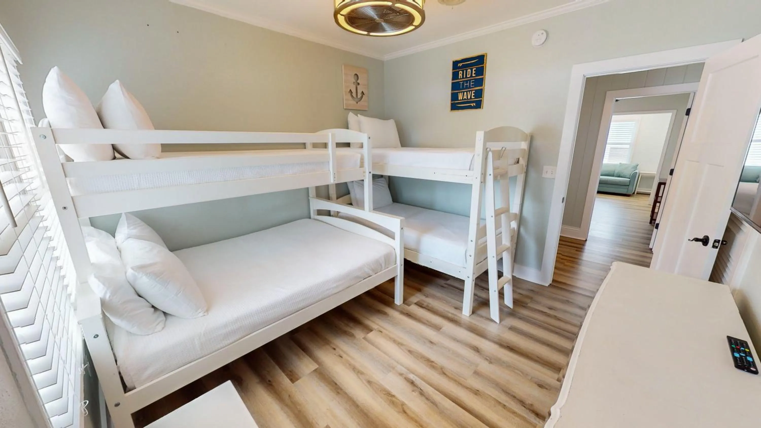 Bed in Recently Updated Home w/ Private Pier/Boat Slip