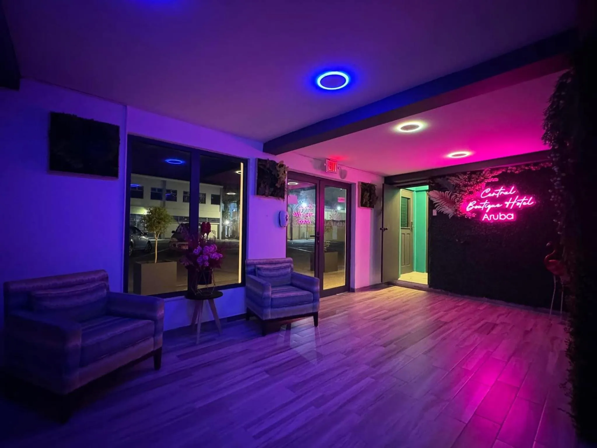 Evening entertainment in Central Boutique Hotel