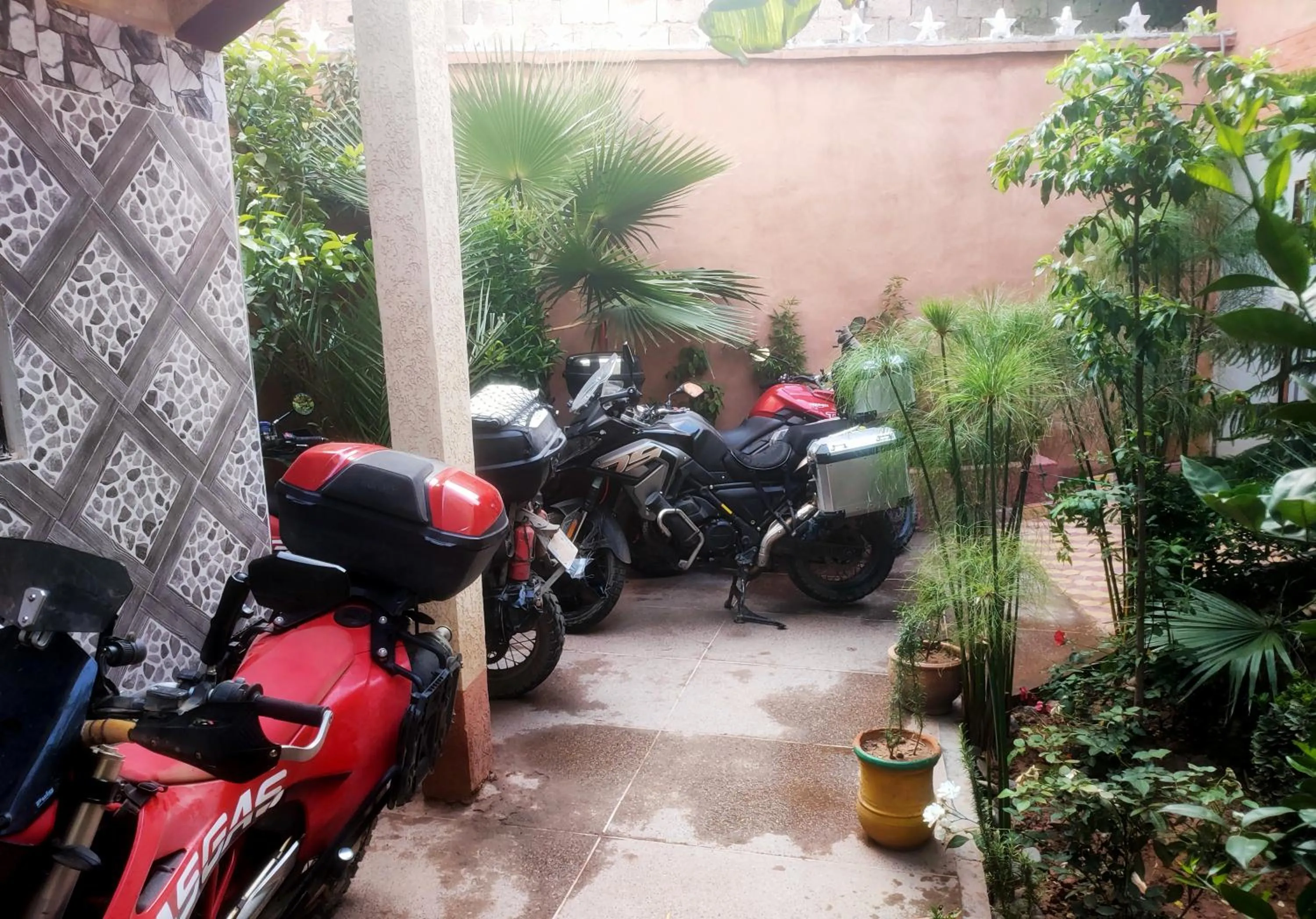 Day in Hôtel Villa des étoiles