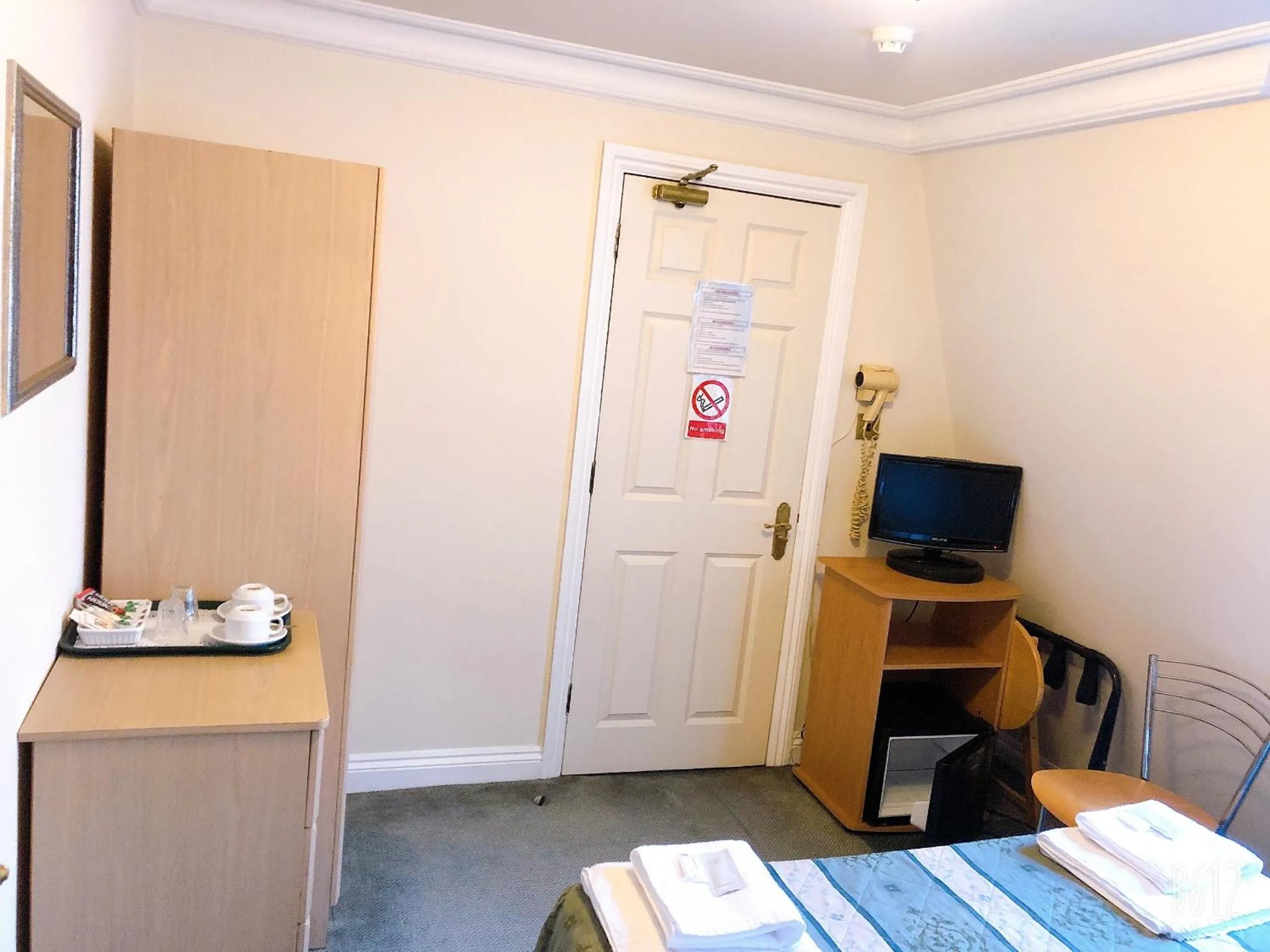 Bed in The Brompton Hotel