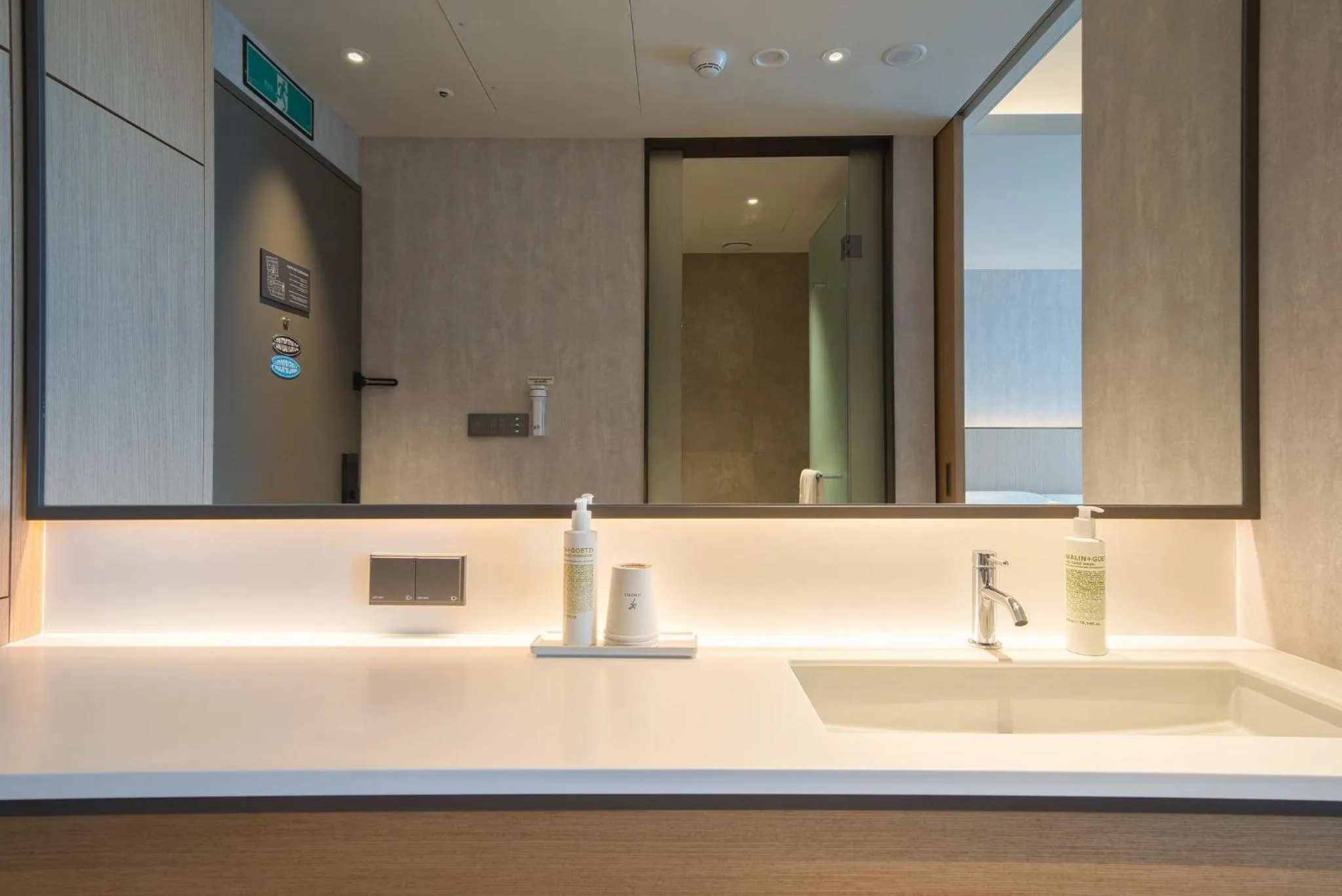 Bathroom in L7 HAEUNDAE by LOTTE HOTELS