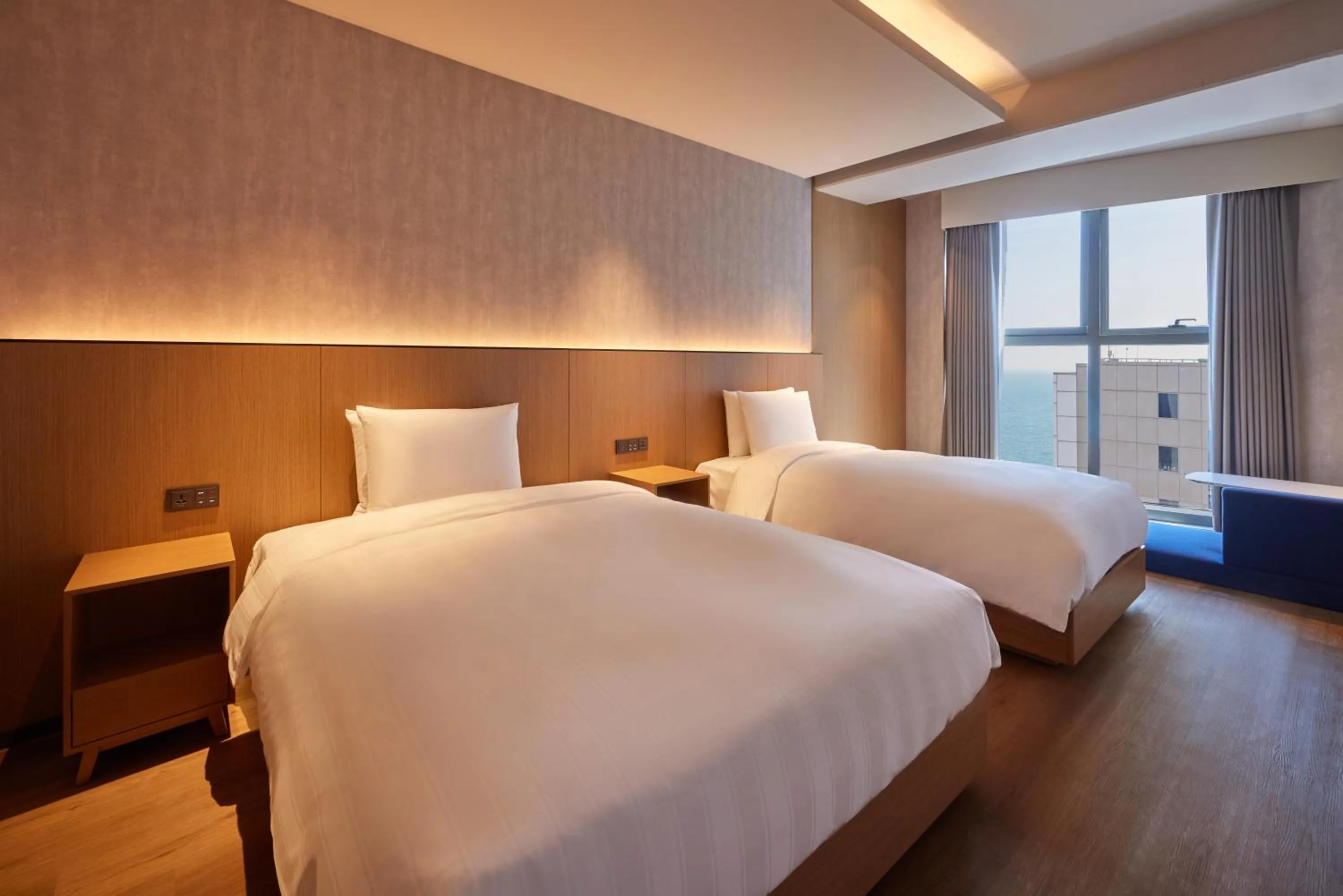 Bed in L7 HAEUNDAE by LOTTE HOTELS