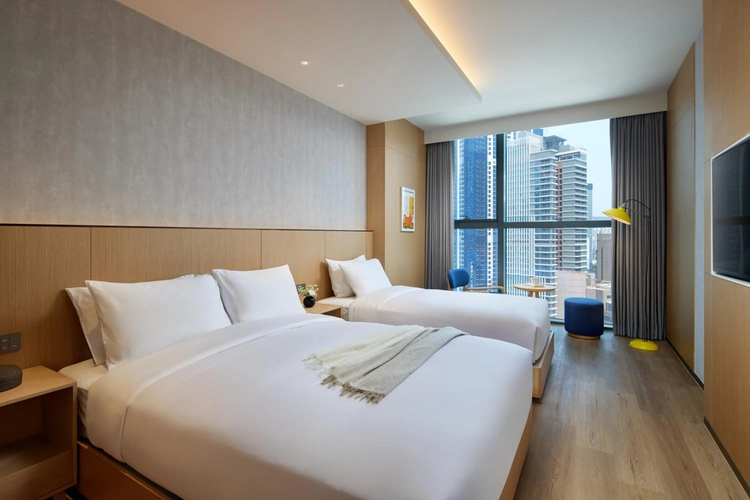 Photo of the whole room, Bed in L7 HAEUNDAE by LOTTE HOTELS