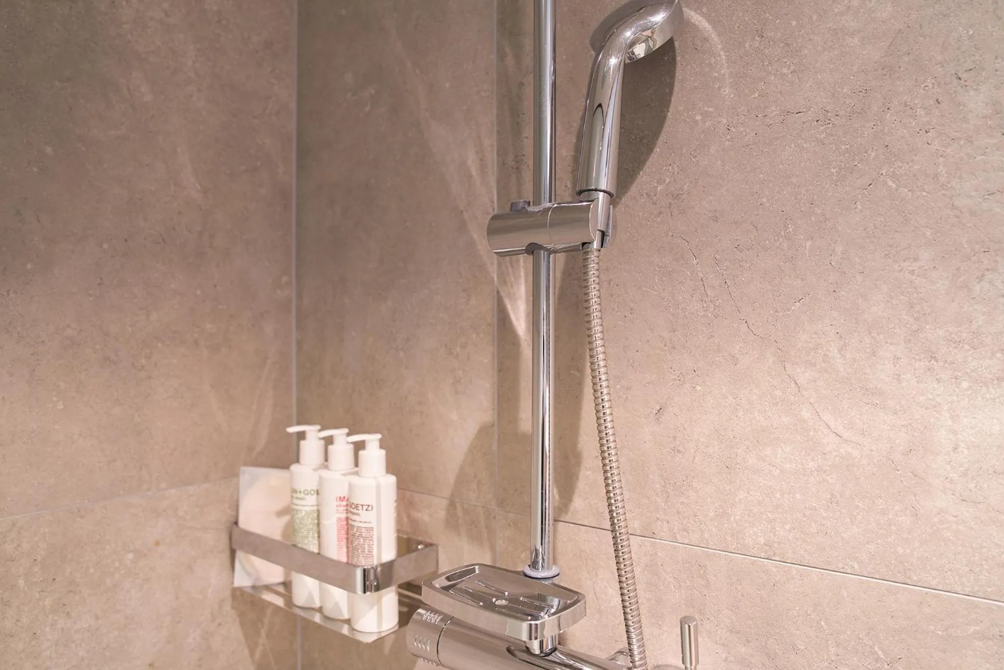 Shower in L7 HAEUNDAE by LOTTE HOTELS
