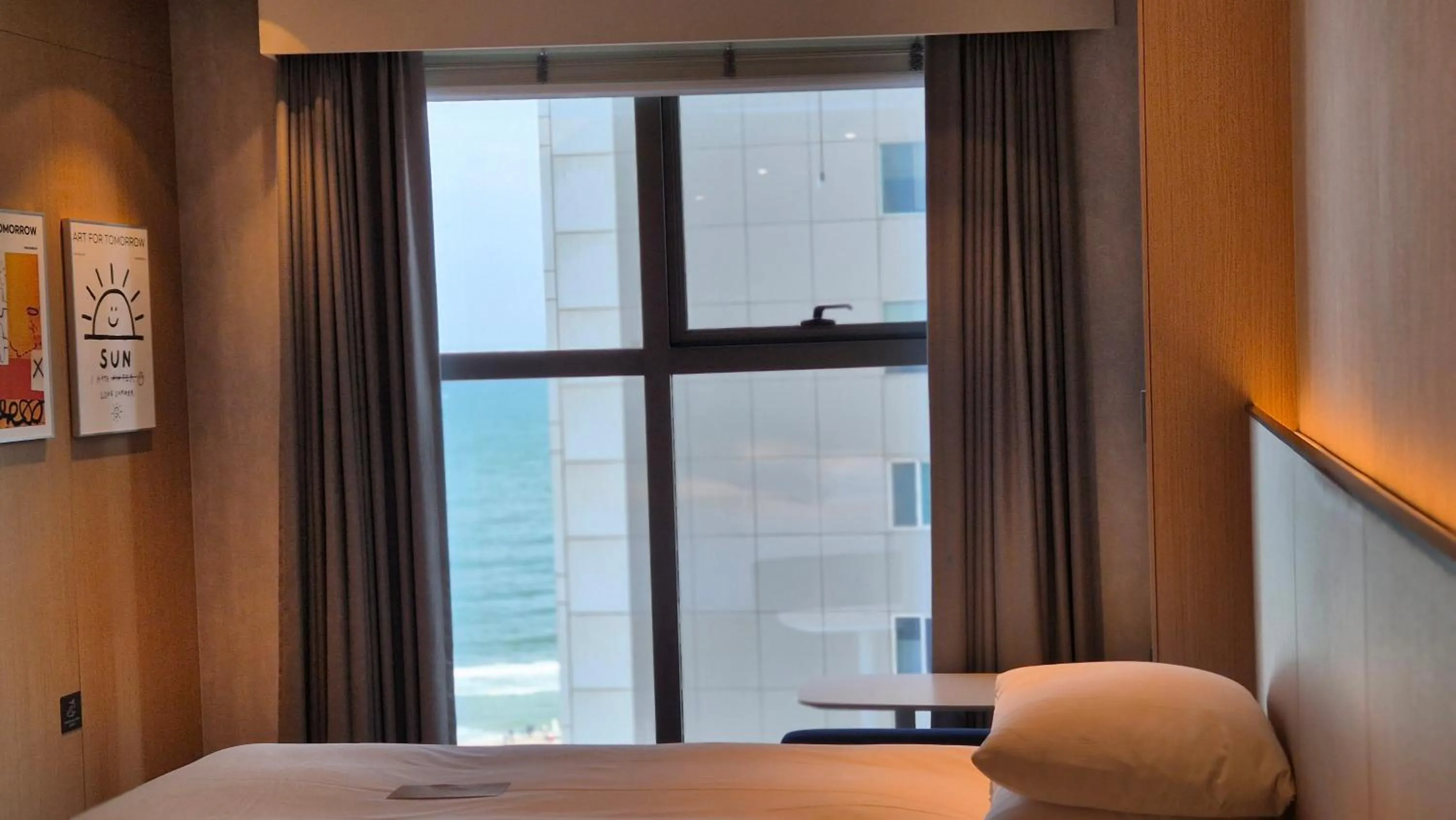 Bed in L7 HAEUNDAE by LOTTE HOTELS