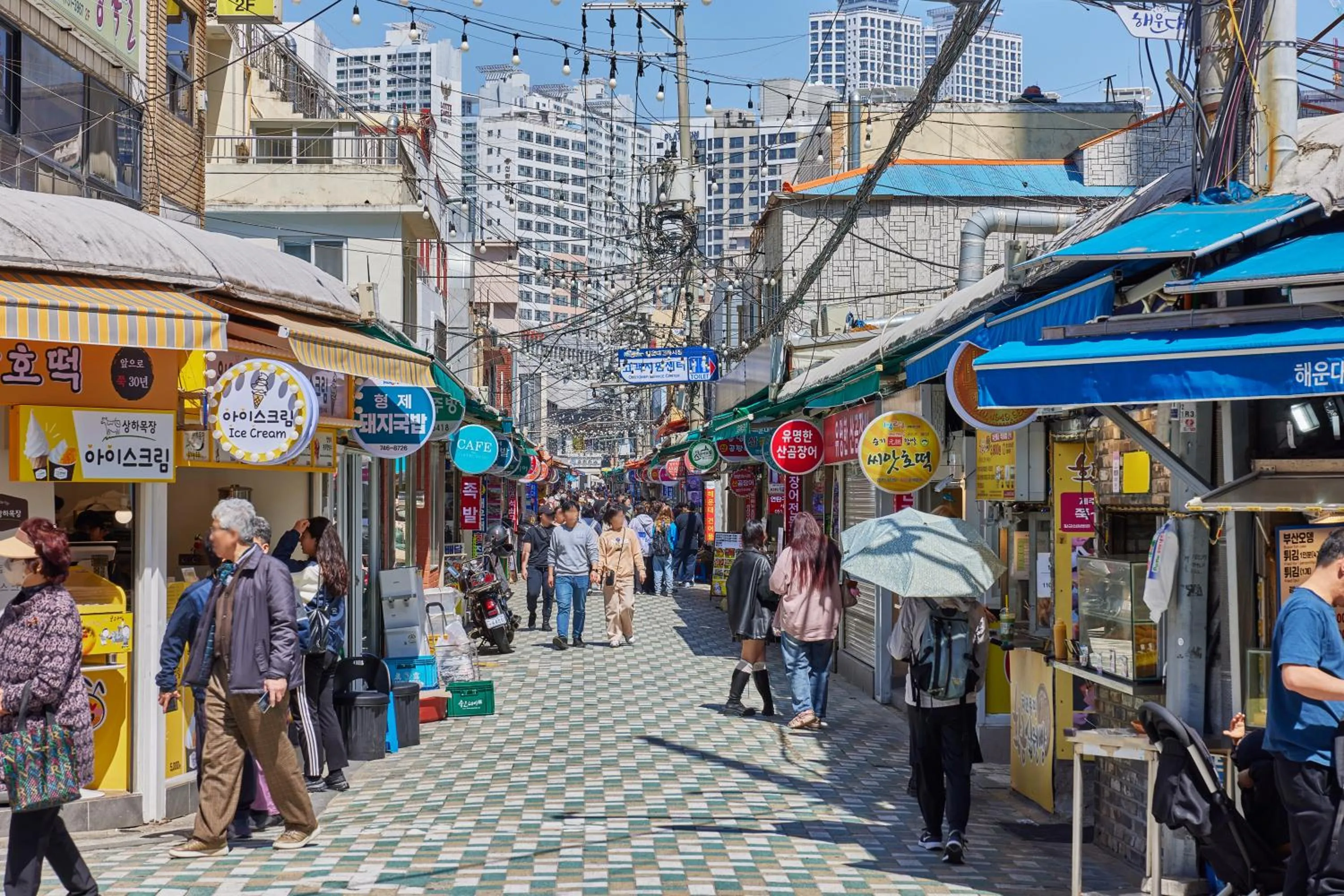 Neighbourhood in L7 HAEUNDAE by LOTTE HOTELS