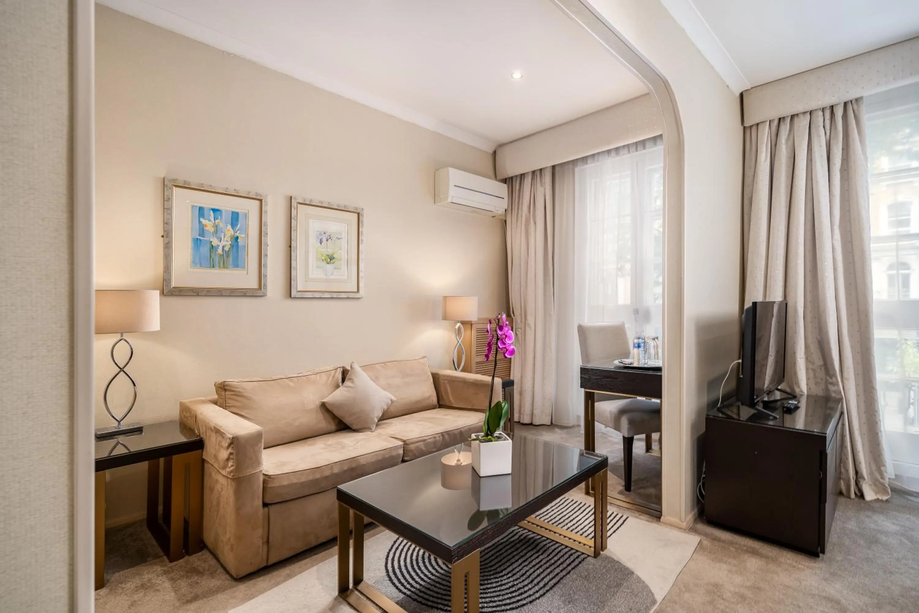 Bedroom in The Beaufort