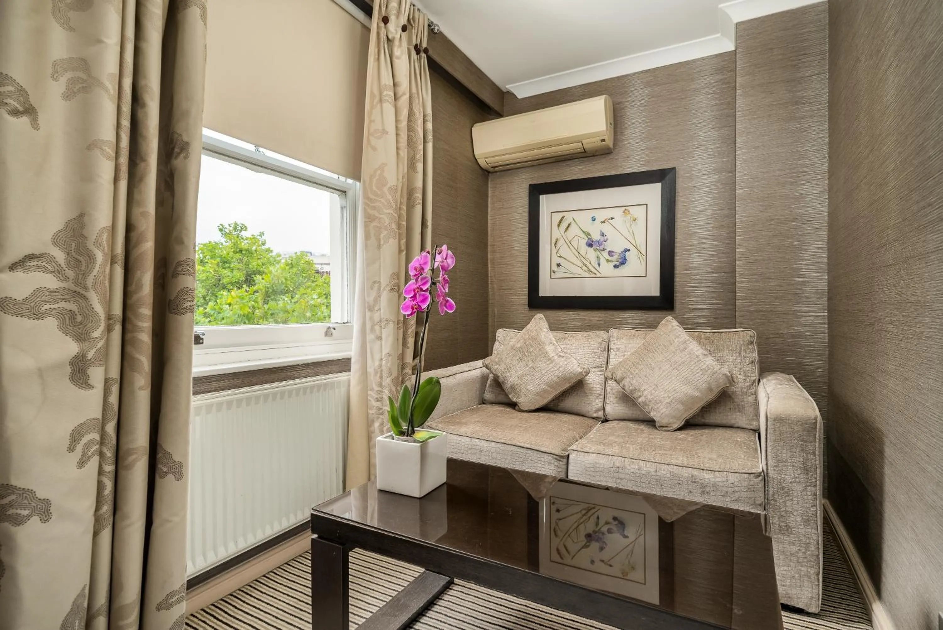 Bedroom in The Beaufort