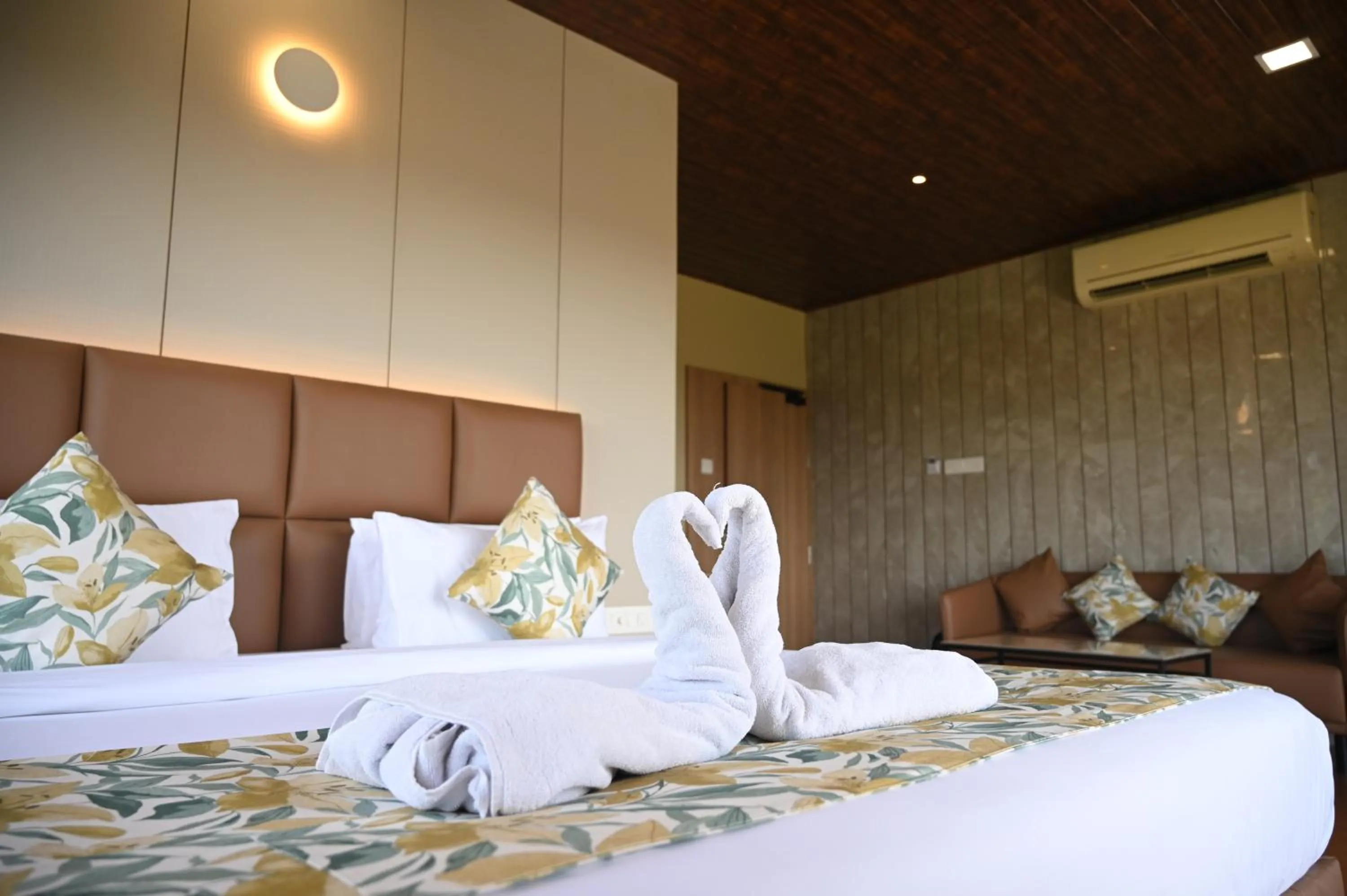 Bed in Hotel Shoolin Grand