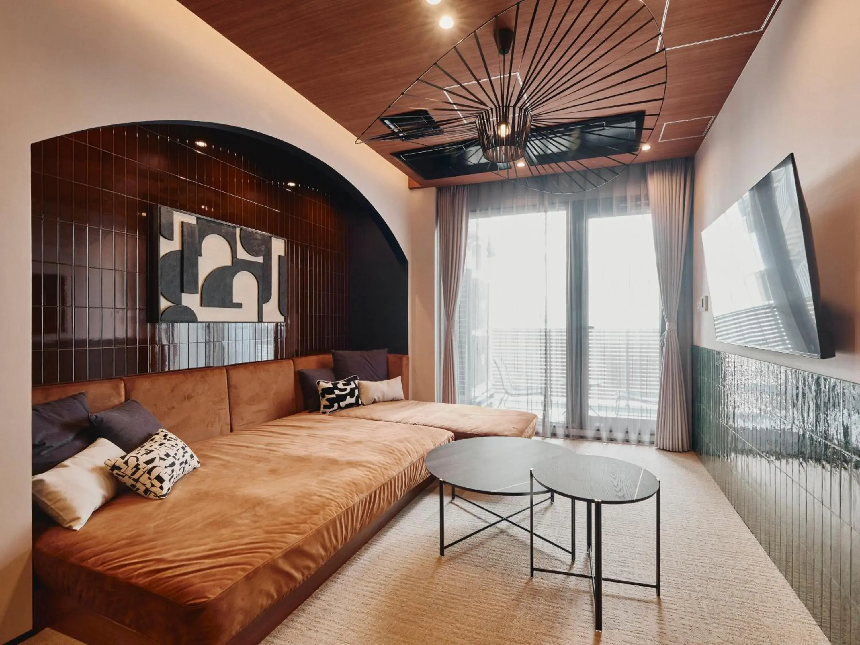 illi Enu Yotsuya illi Enu Yotsuya