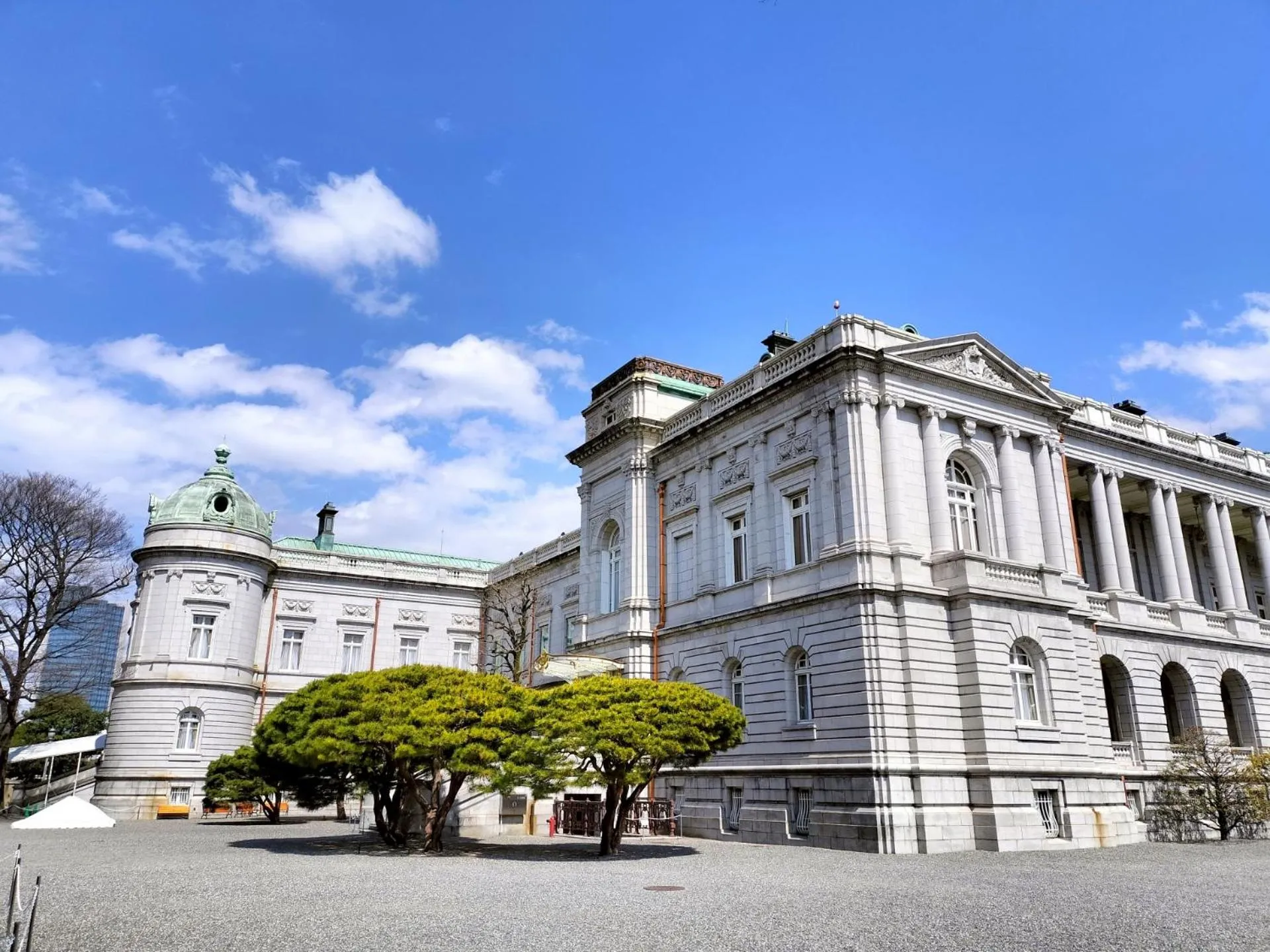 Neighbourhood in illi Enu Yotsuya