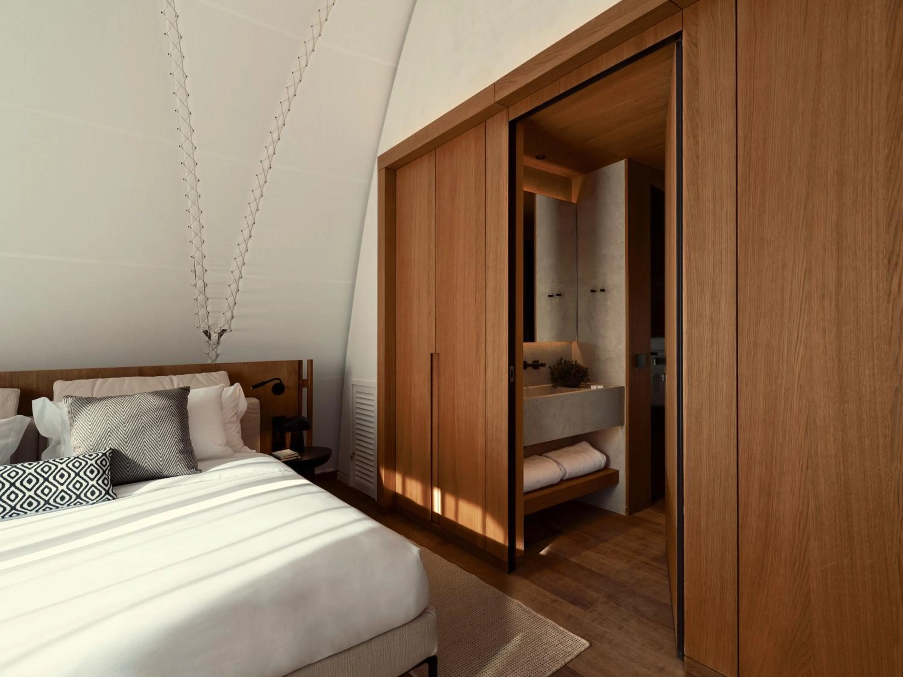 Bathroom, Bed in 91 Athens Riviera, The Resort