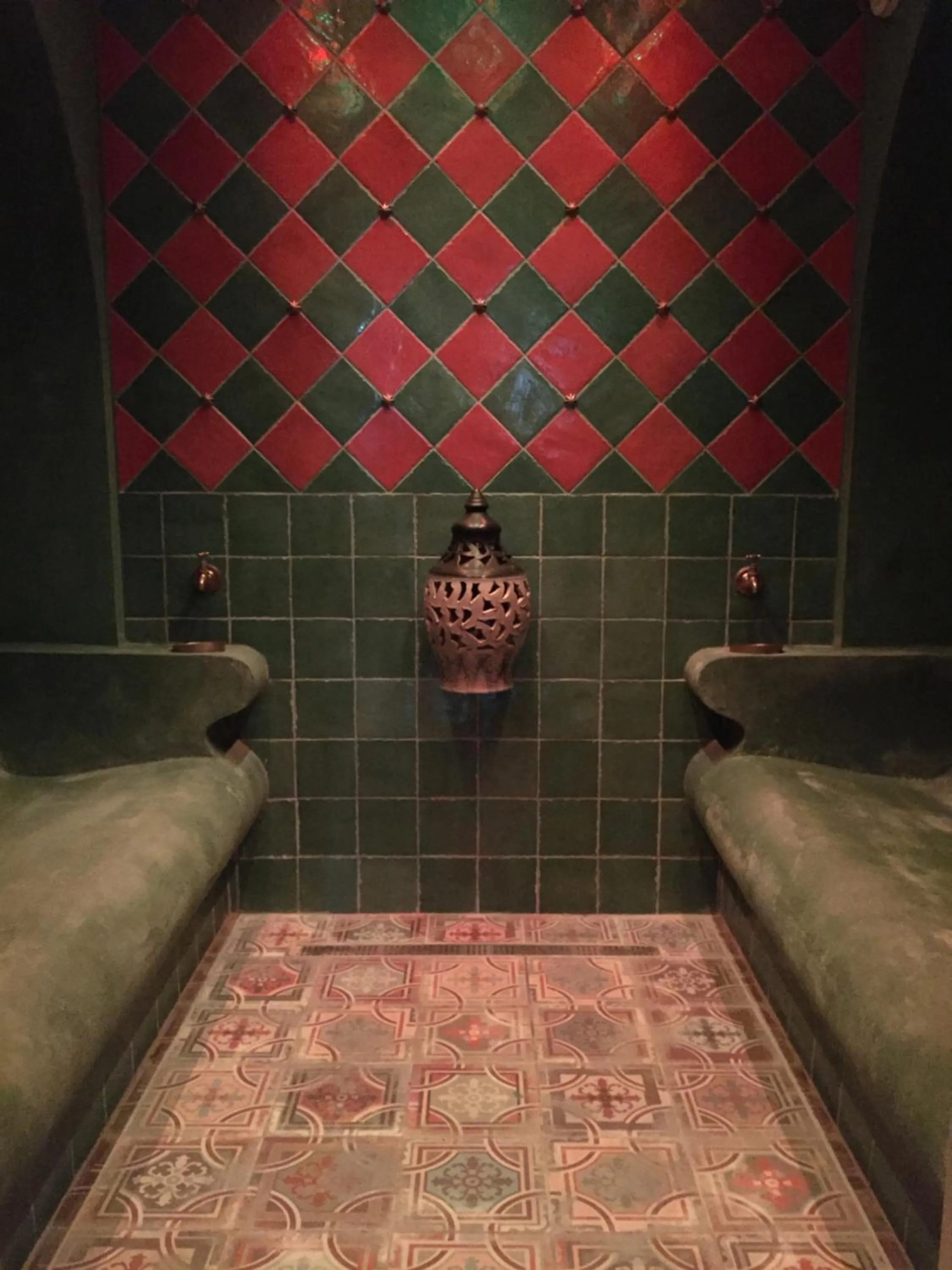 Hot Tub in Bay Holiday Hotel & Spa