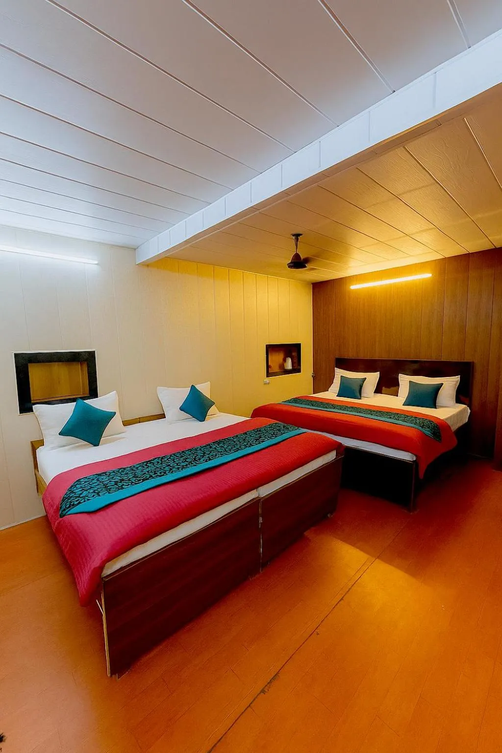 Bed in Taj City Hotel