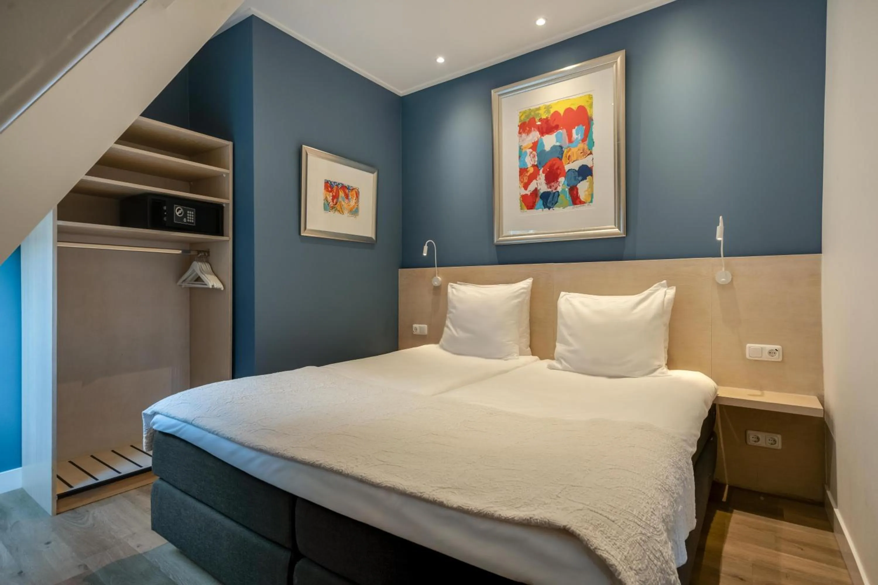 Bed in Badhotel Bruin