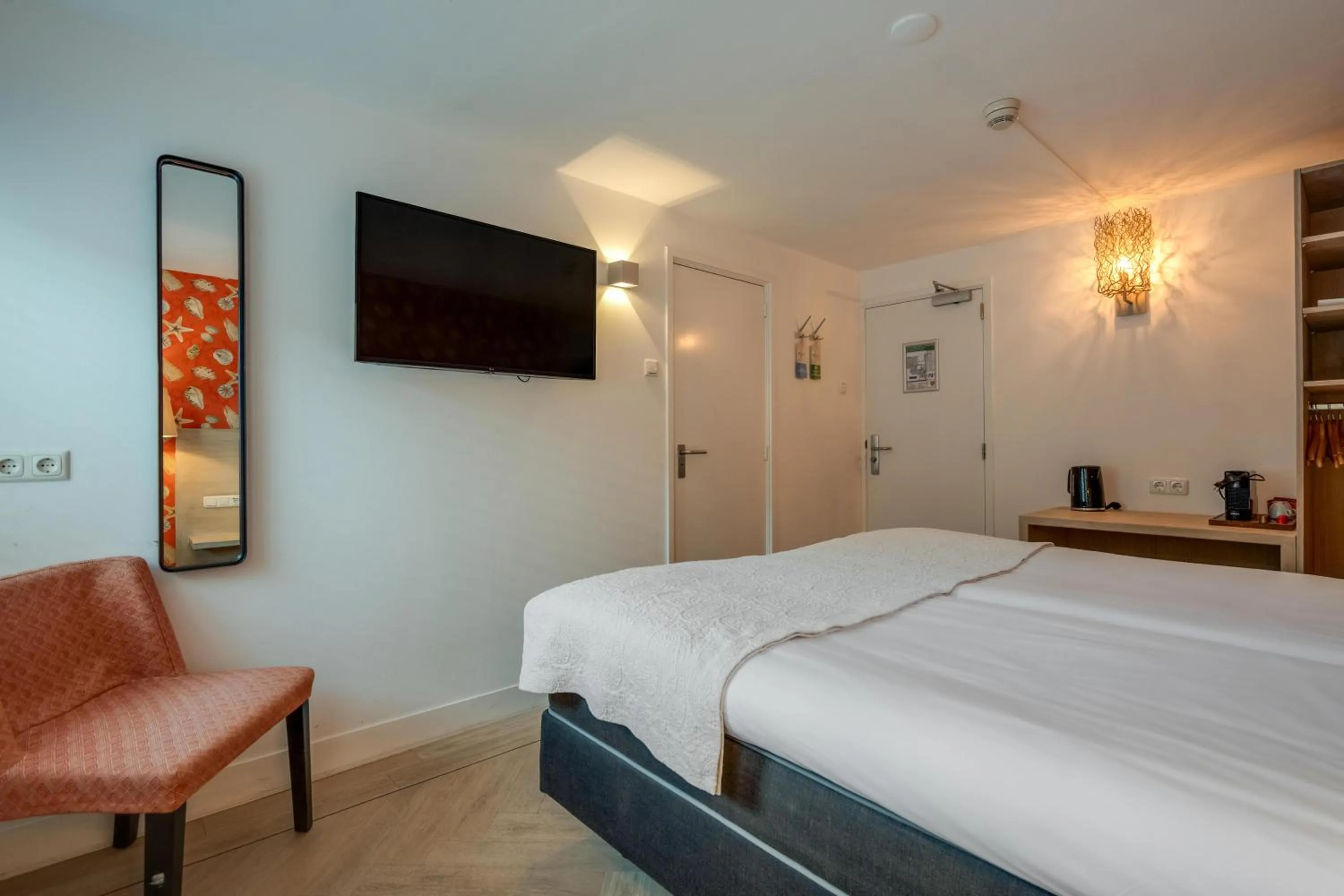 Bed in Badhotel Bruin