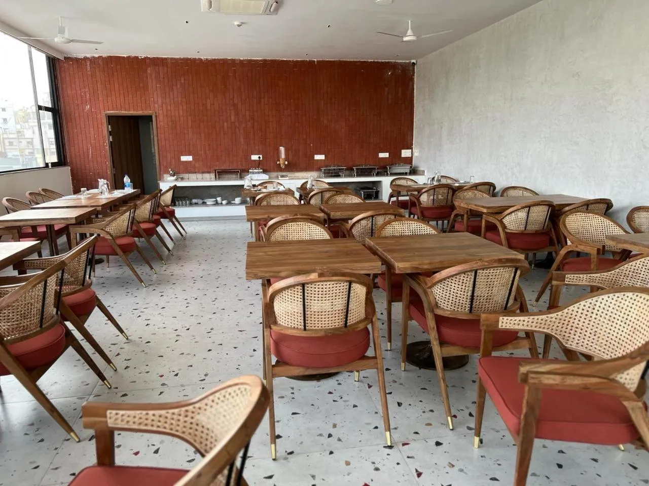 Restaurant/places to eat in Swanotel Gachibowli