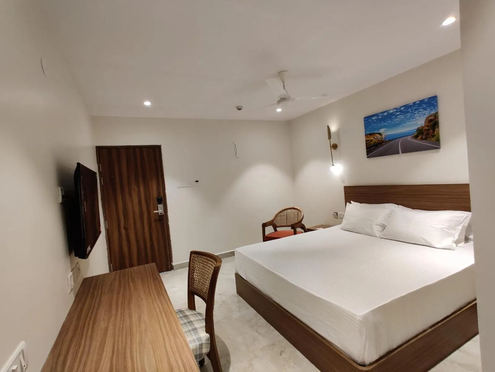 Bed in Swanotel Gachibowli