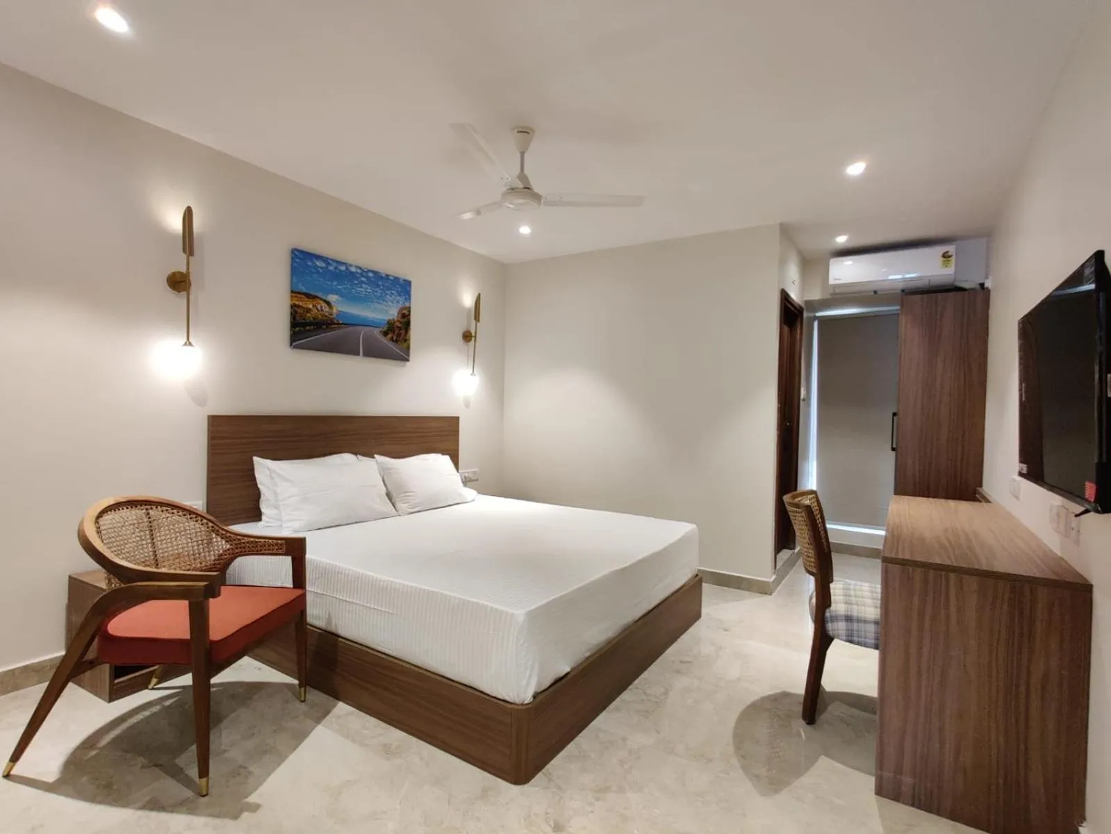 Bed in Swanotel Gachibowli