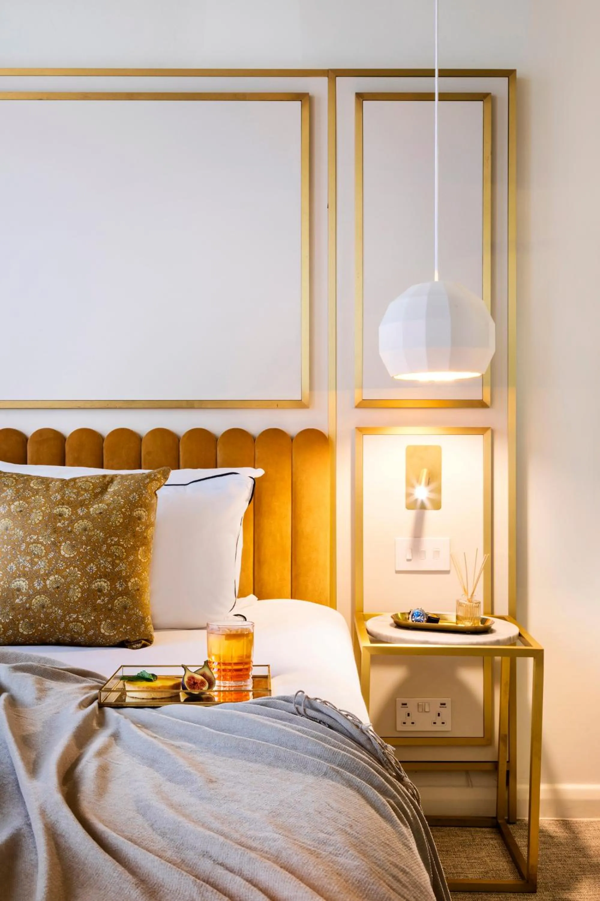 Bed in Meliá London Kensington Member of Meliá Collection