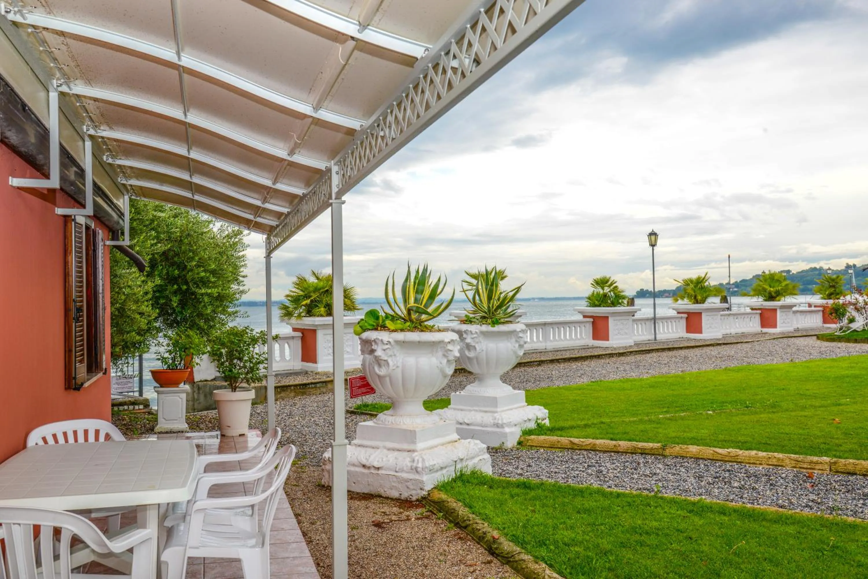 Photo of the whole room in VILLA GARUTI VILLAGE