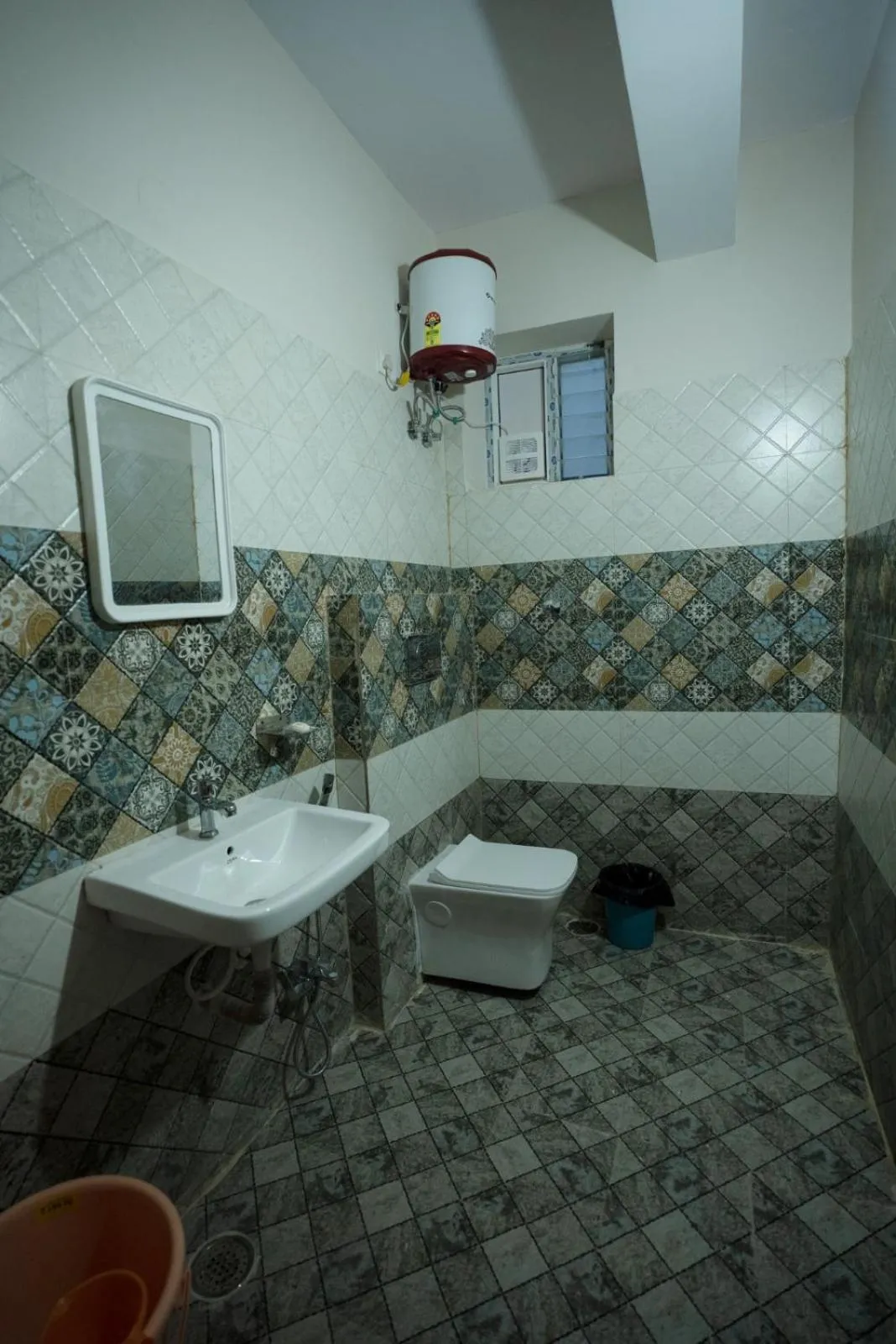 Yellow Bells Serviced Apartments Hitech City