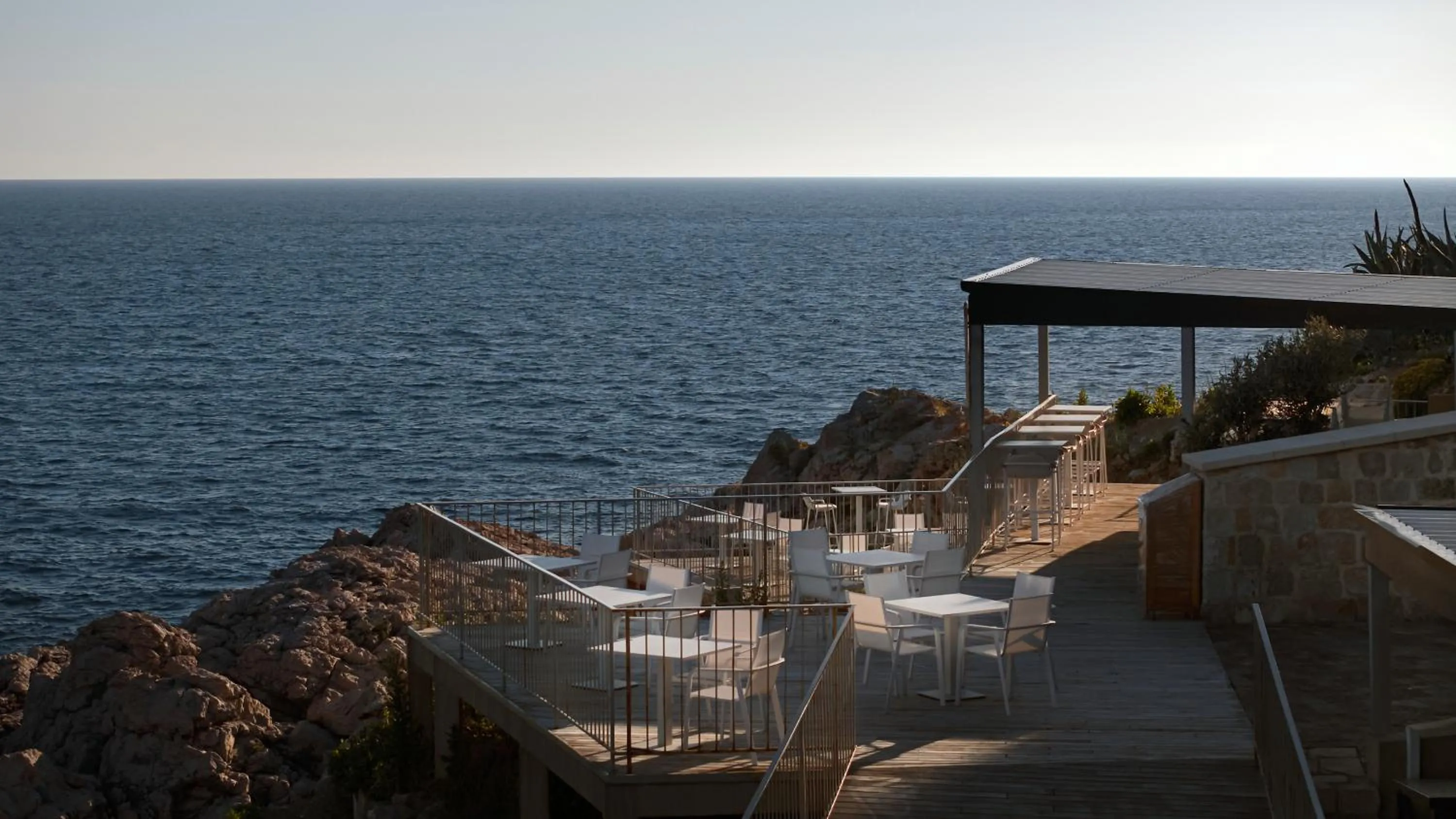 Restaurant/places to eat in Mamula Island by Banyan Tree