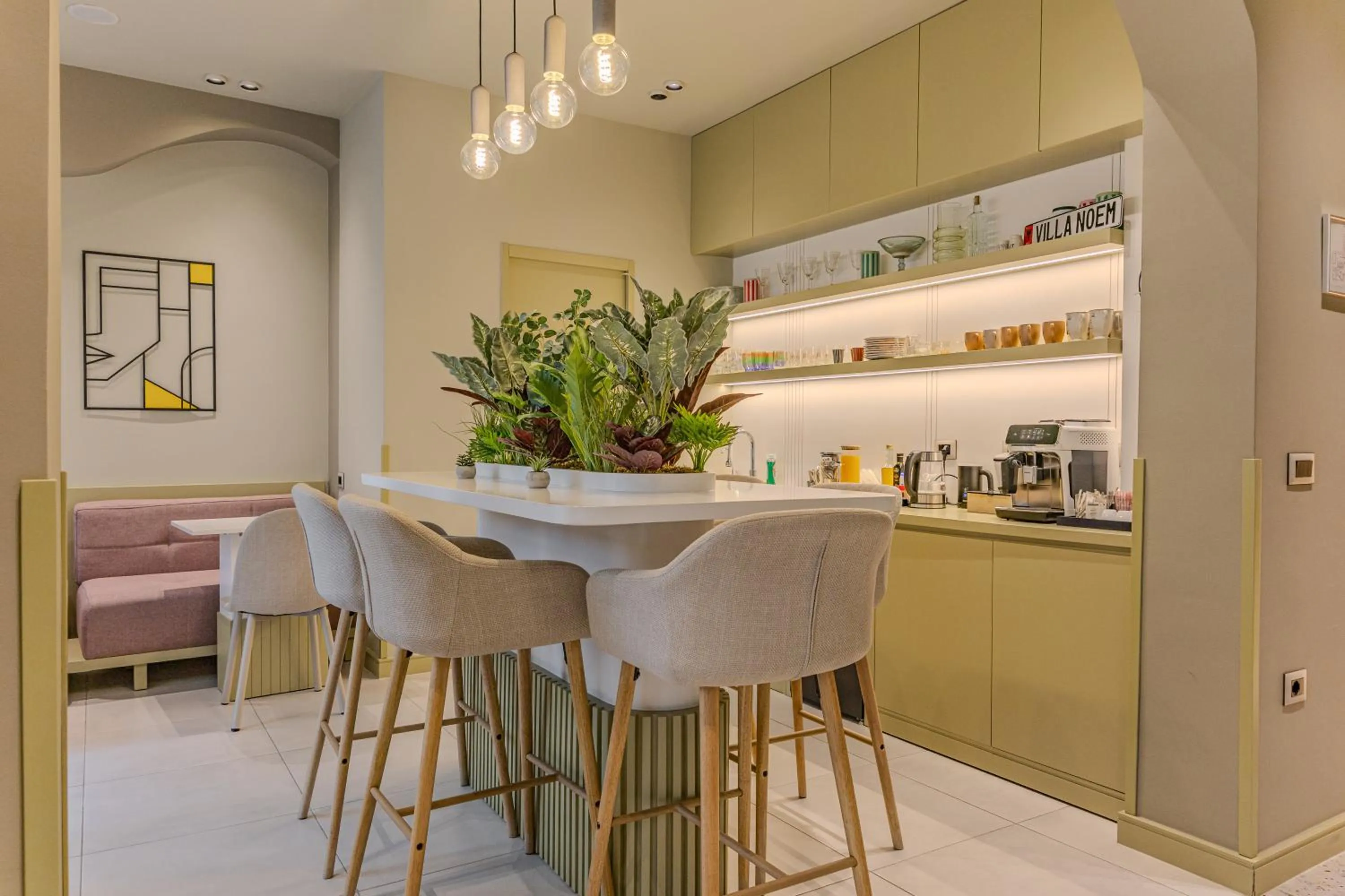 Coffee/tea facilities in Villa Noem