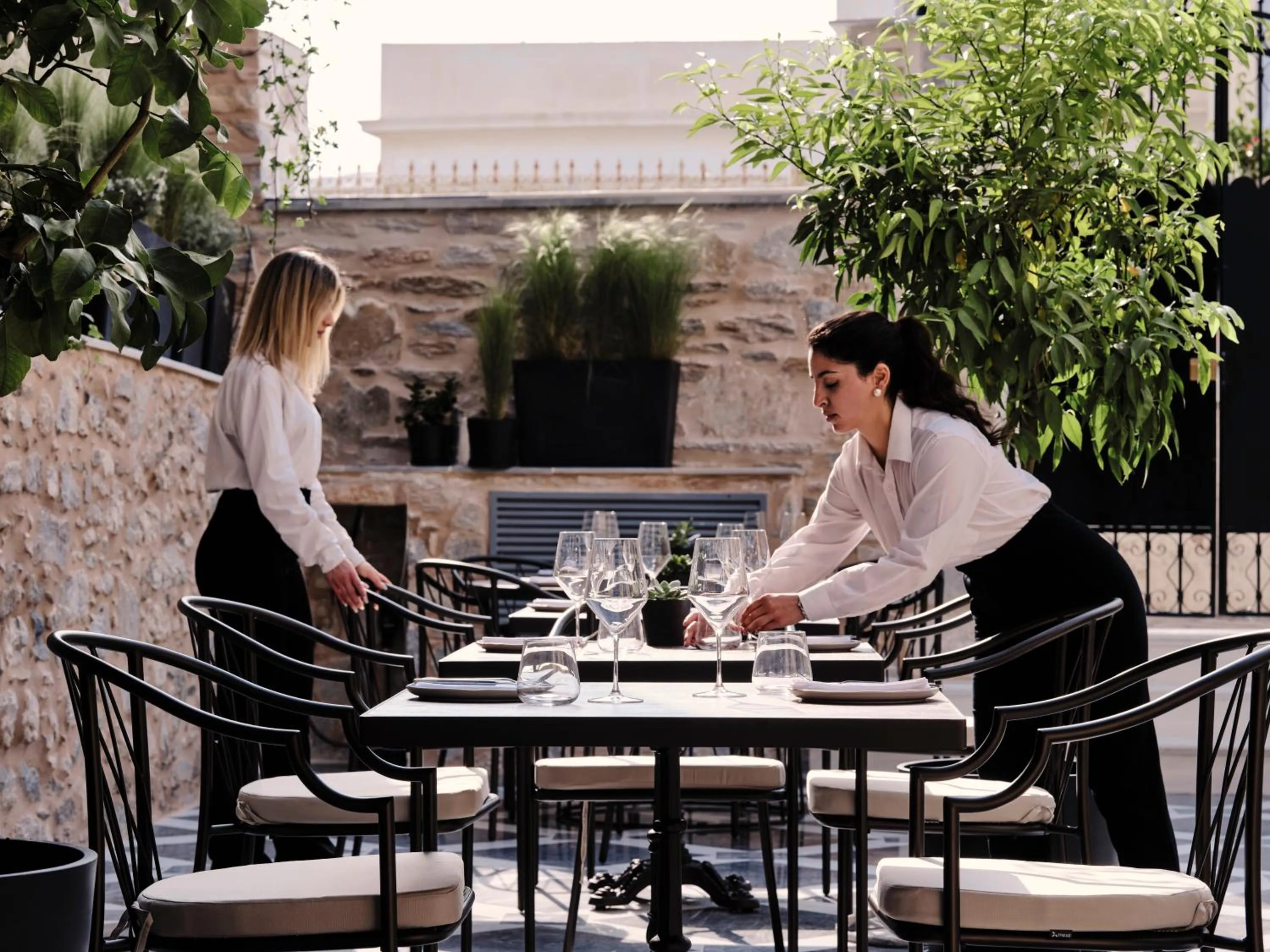 Restaurant/places to eat in Argini Syros