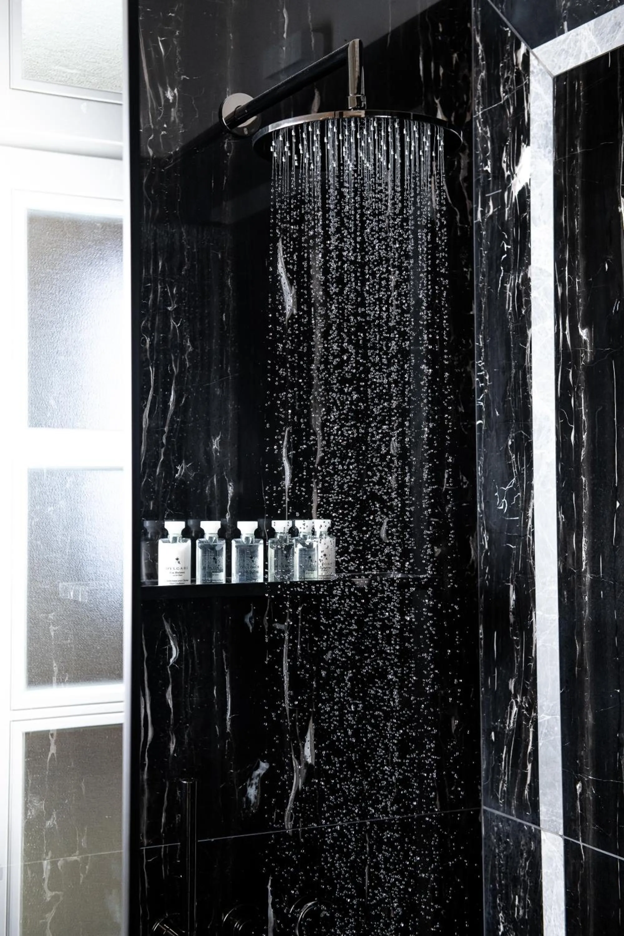 Bathroom in Argini Syros