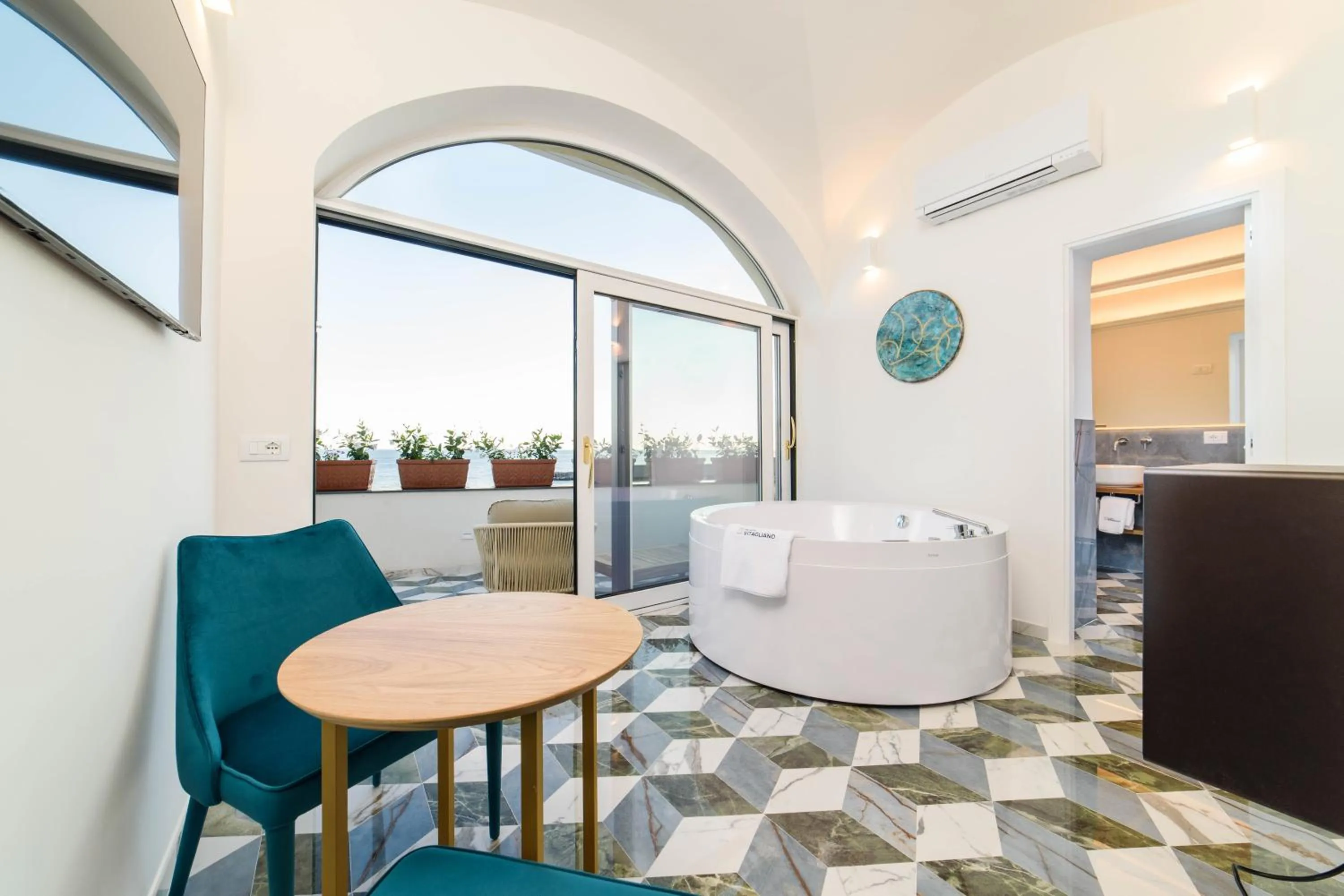 Living room in Palazzo Vitagliano